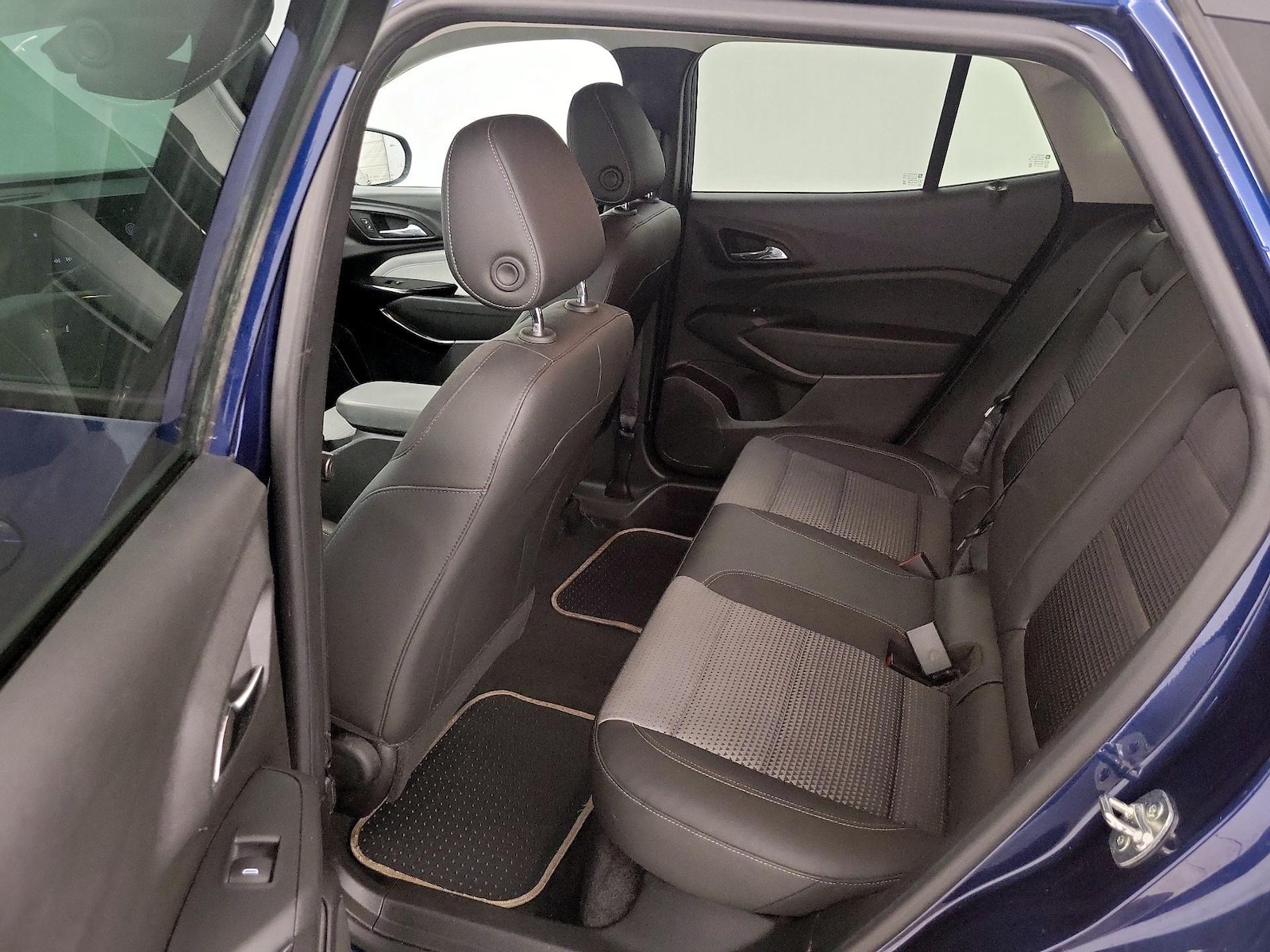 2024 Chevrolet Trax LT - Photo 20