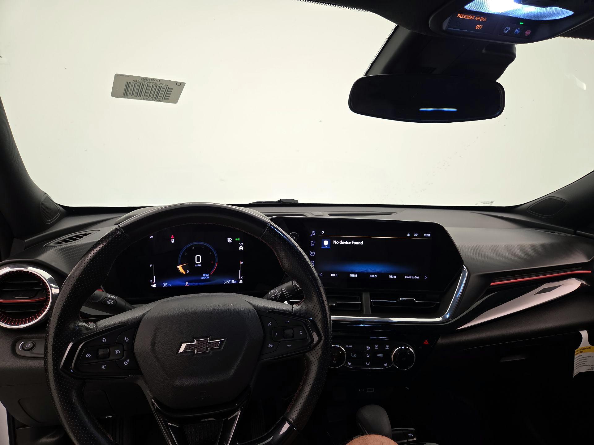 Thumbnail: 2024 Chevrolet Trax - 9