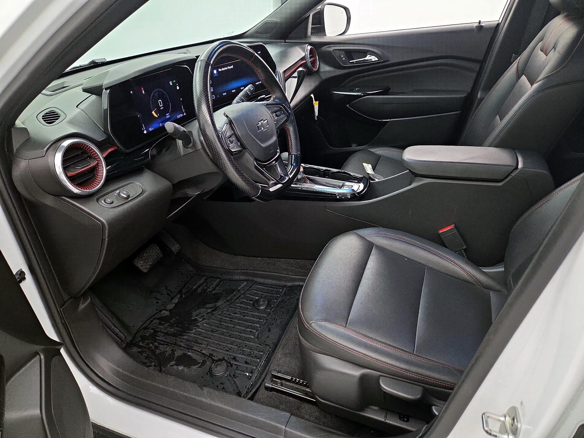 Thumbnail: 2024 Chevrolet Trax - 11