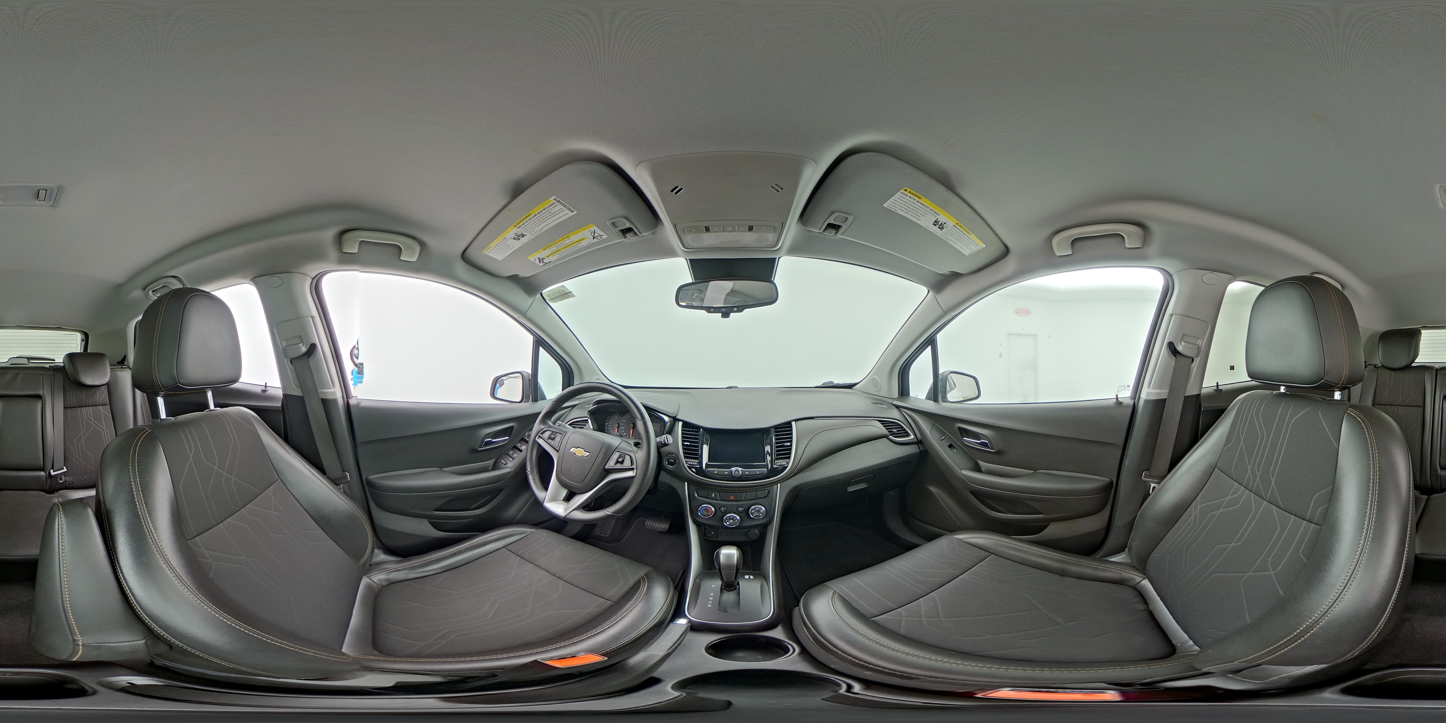 2020 Chevrolet Trax LT - Photo 24