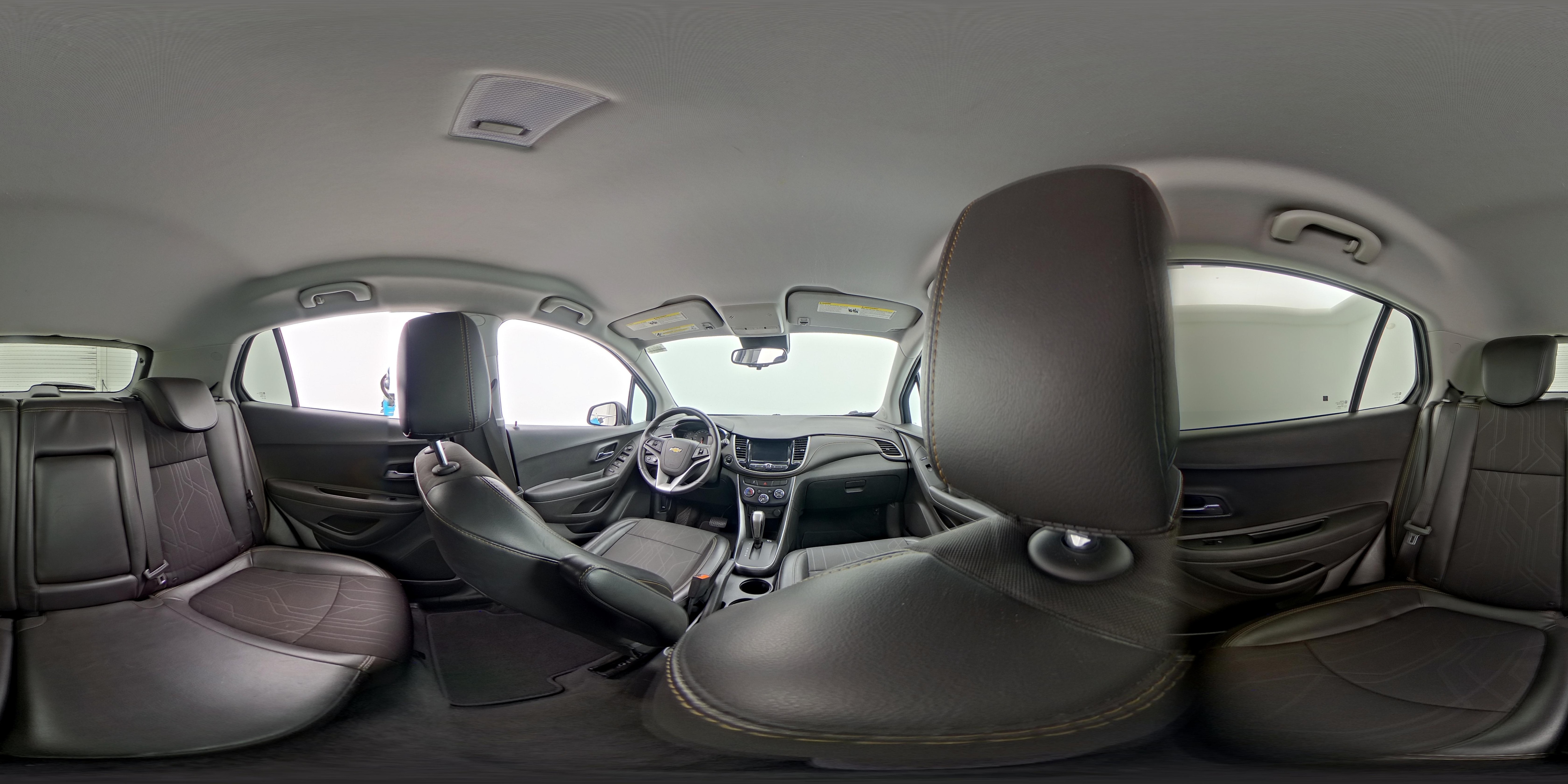 2020 Chevrolet Trax LT - Photo 25