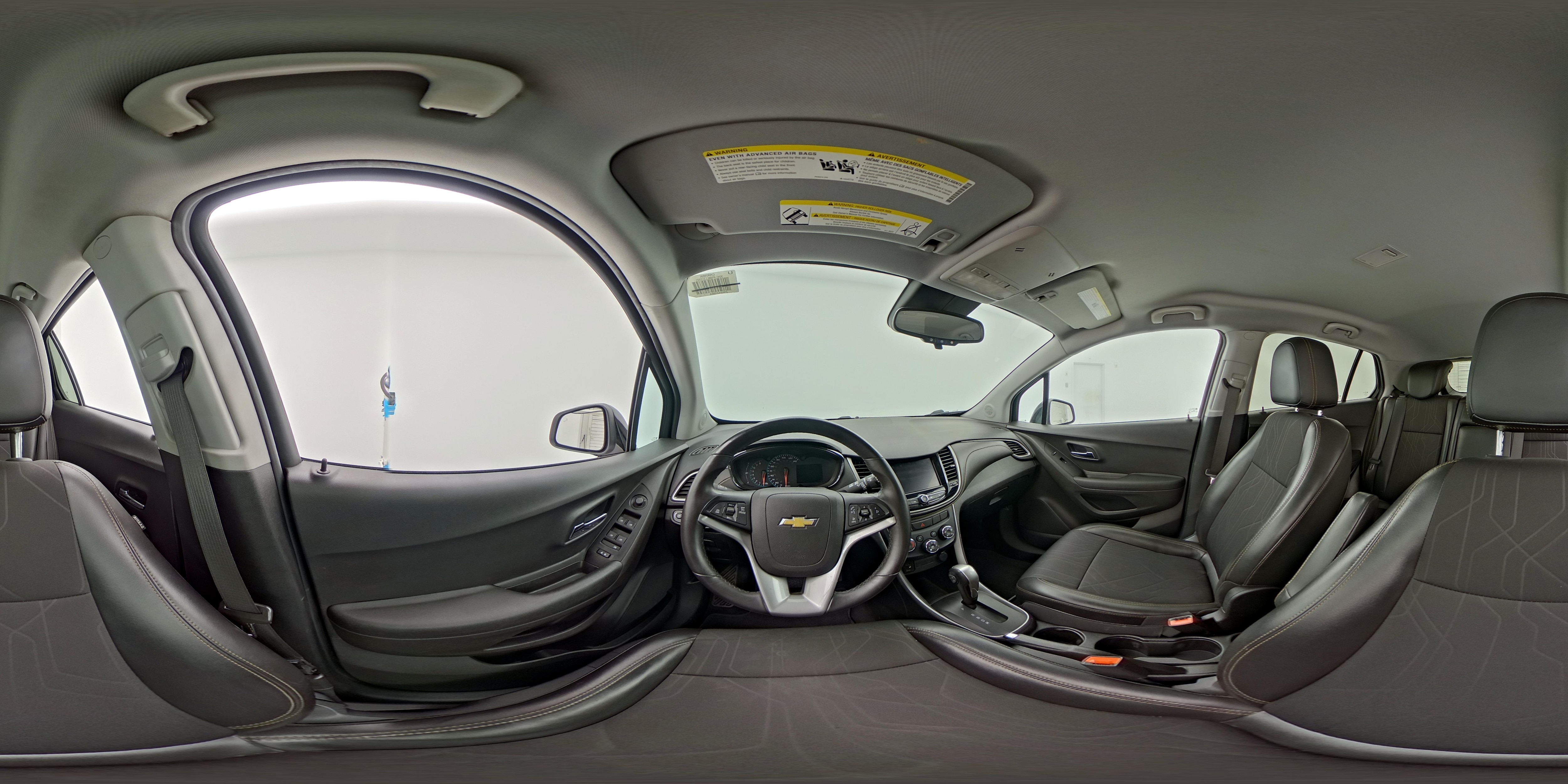 2020 Chevrolet Trax LT - Photo 26
