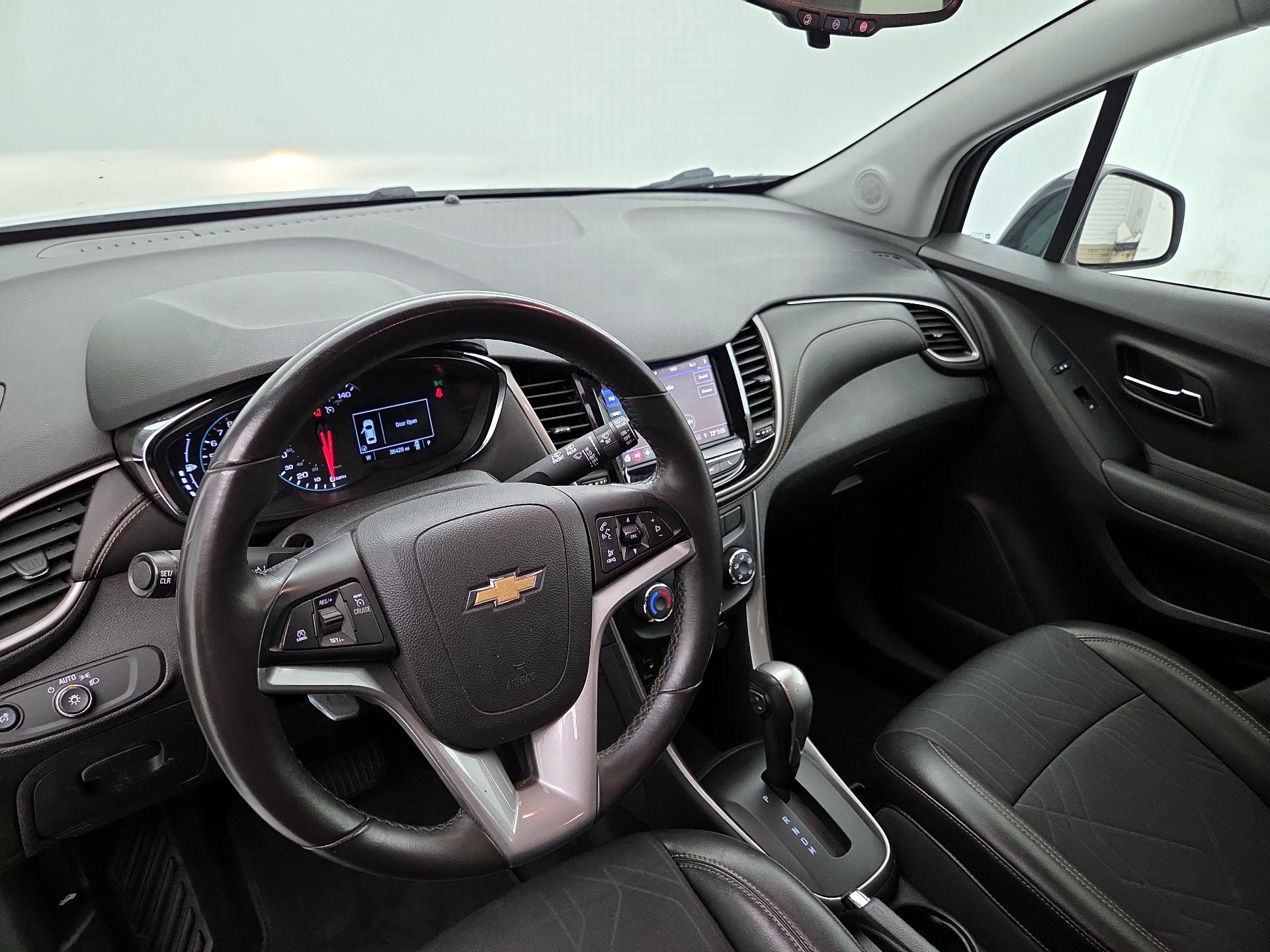 Thumbnail: 2020 Chevrolet Trax - 9