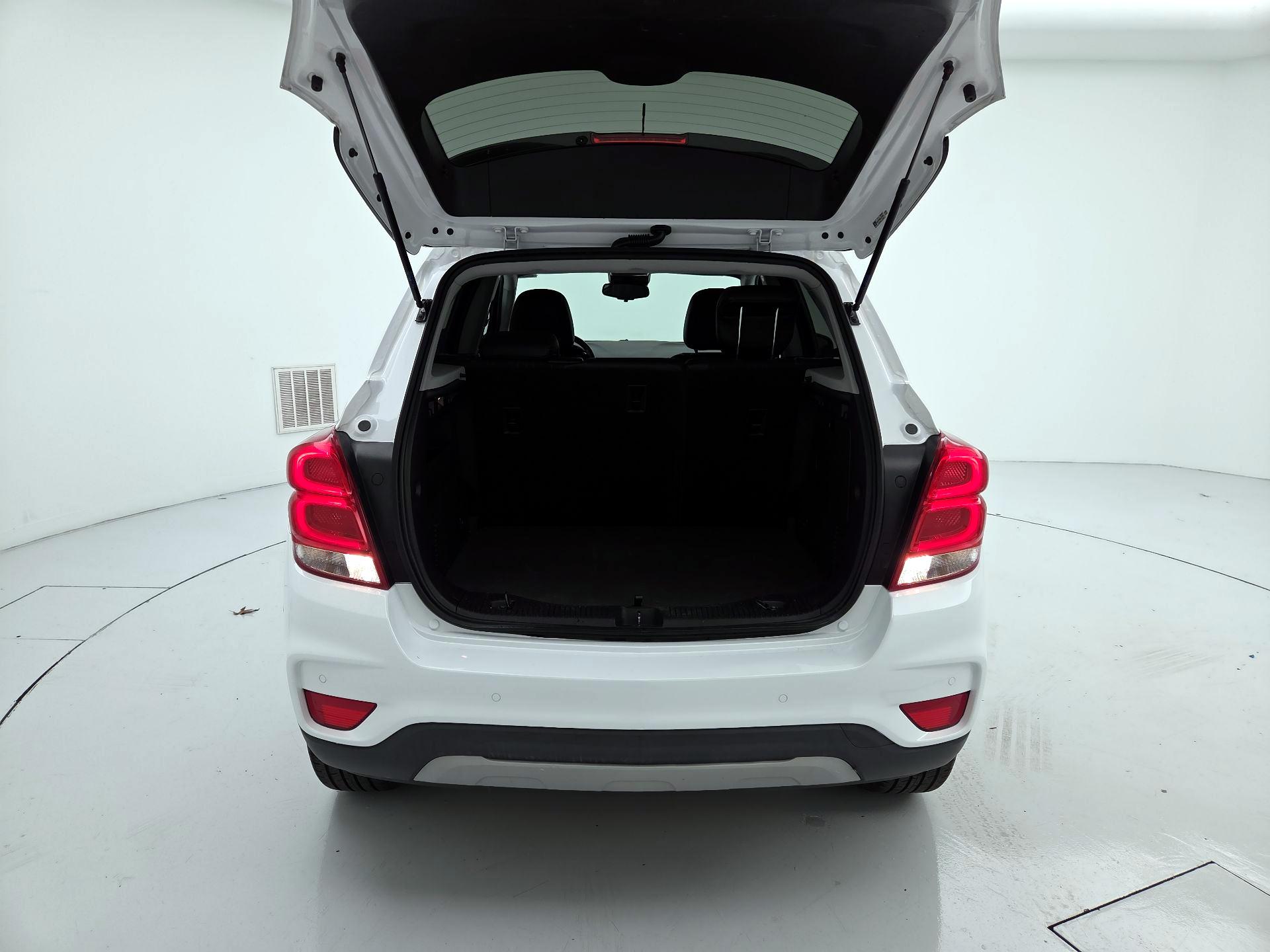 Thumbnail: 2020 Chevrolet Trax - 20