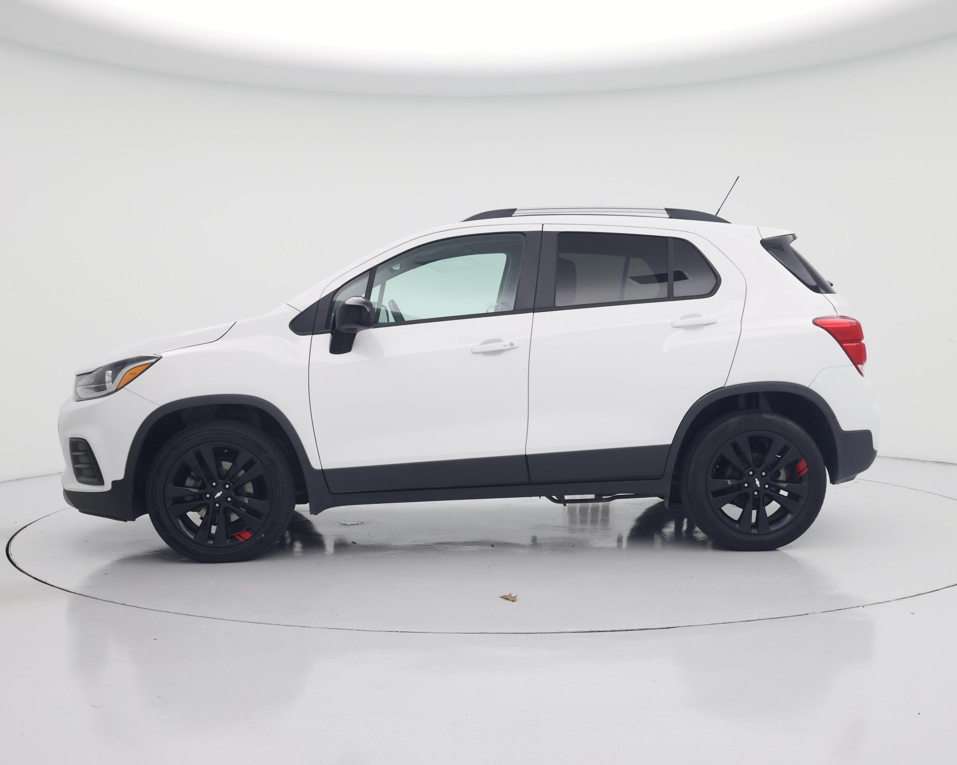 Thumbnail: 2020 Chevrolet Trax - 3
