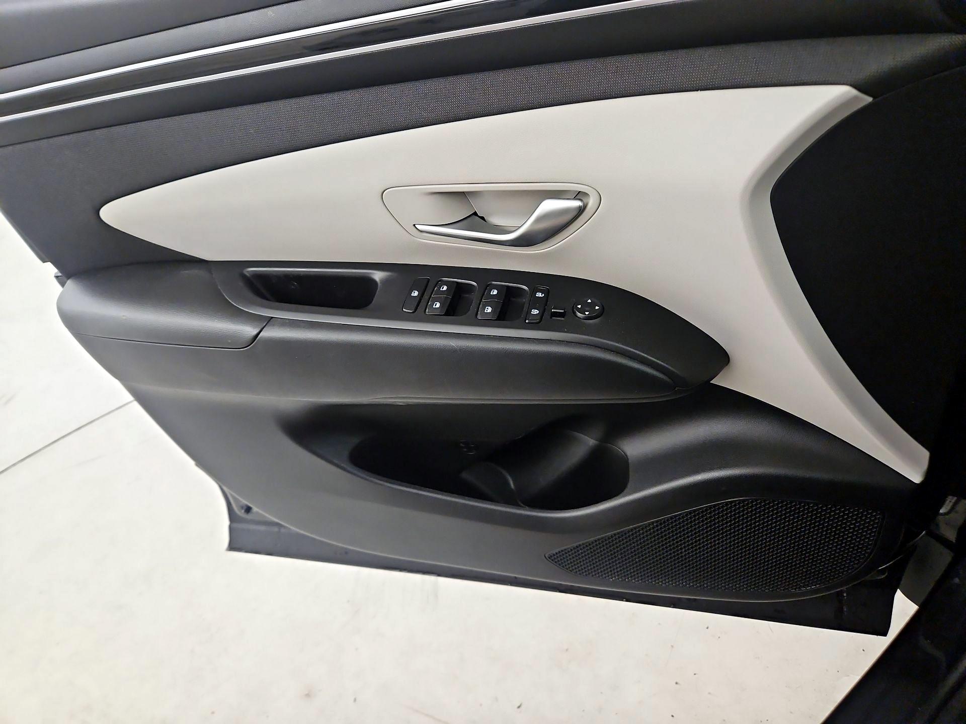 Thumbnail: 2023 Hyundai Tucson - 12
