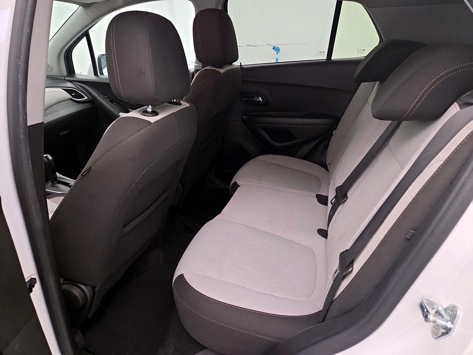 Thumbnail: 2022 Chevrolet Trax - 19