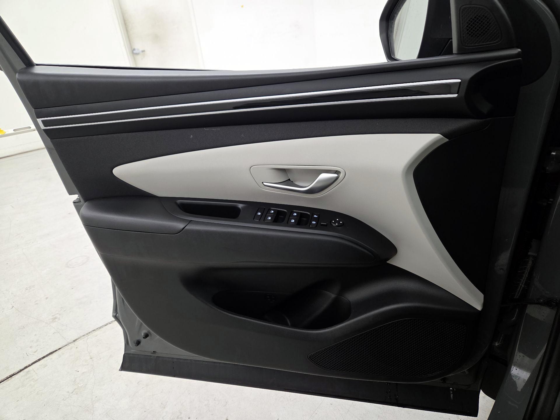 Thumbnail: 2024 Hyundai Tucson - 12