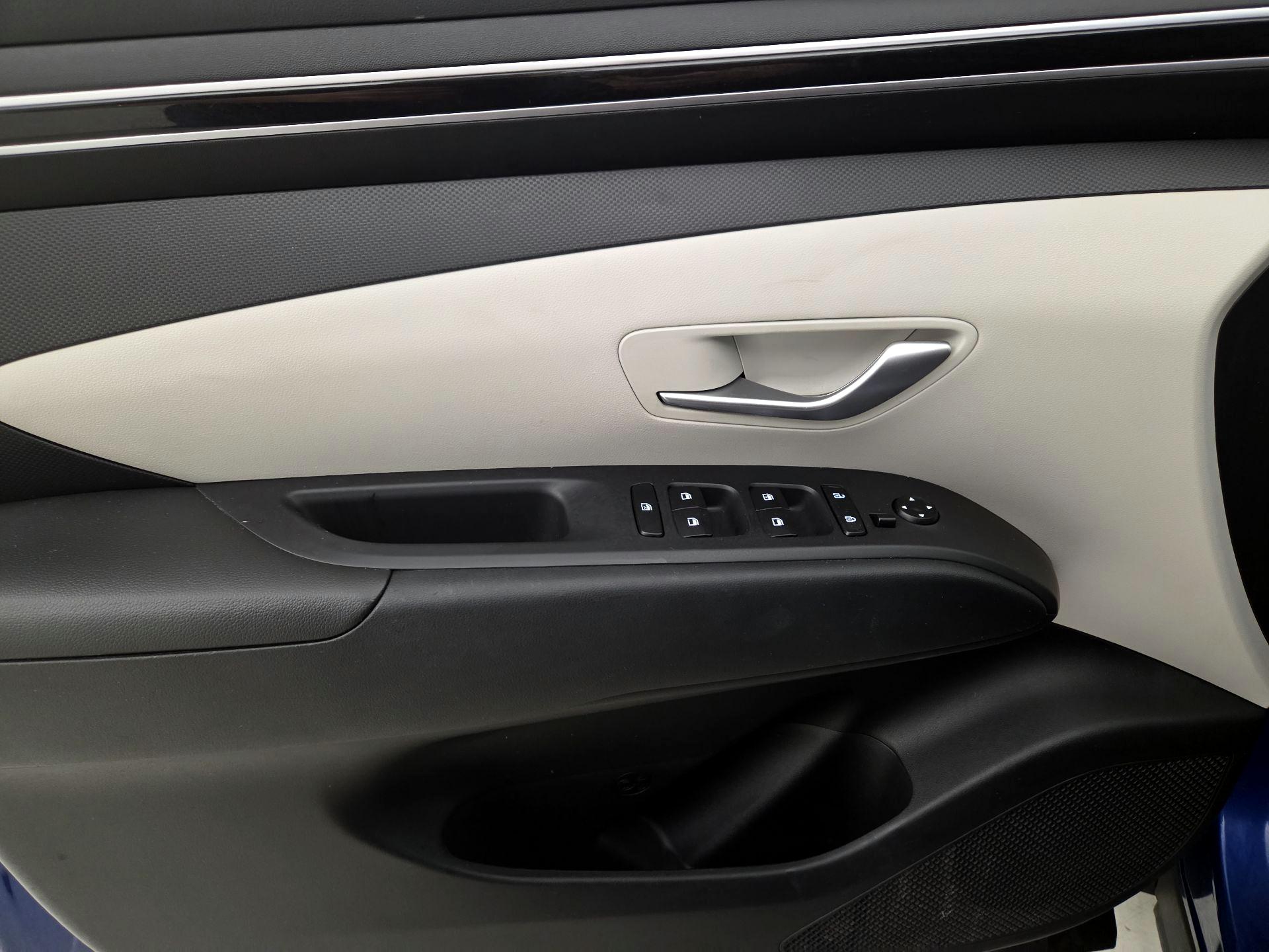 Thumbnail: 2024 Hyundai Tucson - 12