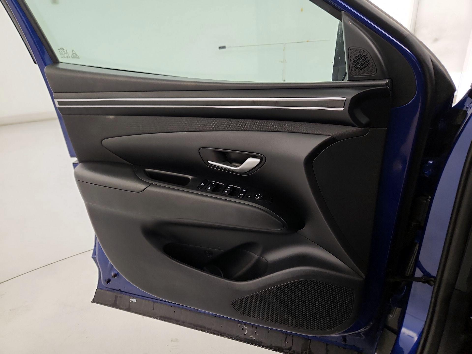 Thumbnail: 2023 Hyundai Tucson - 12