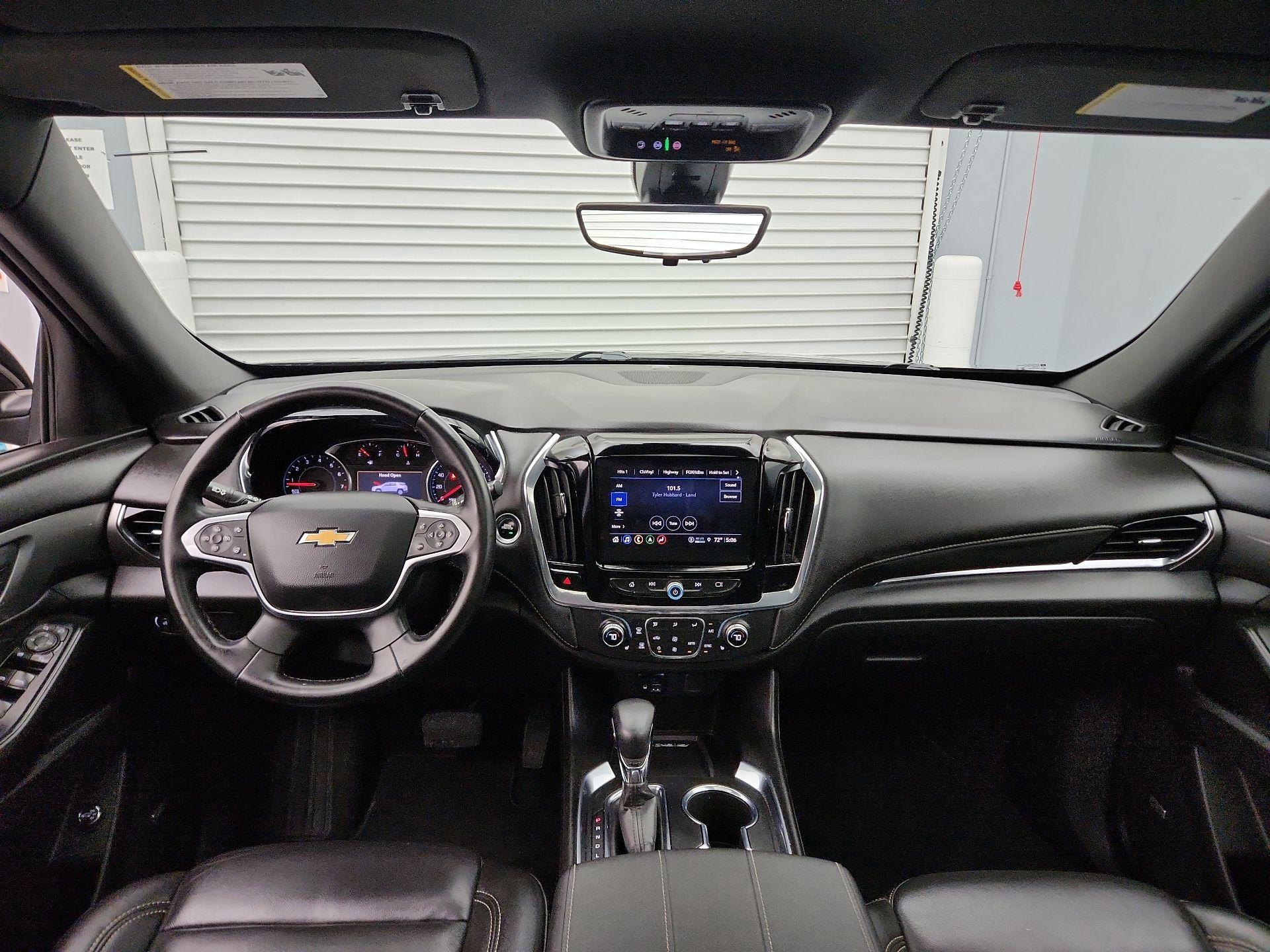 Thumbnail: 2023 Chevrolet Traverse - 9