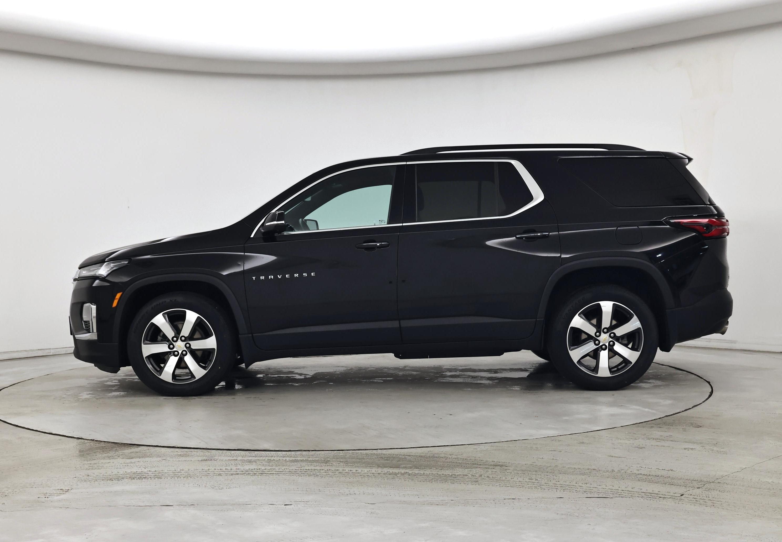 Thumbnail: 2023 Chevrolet Traverse - 3