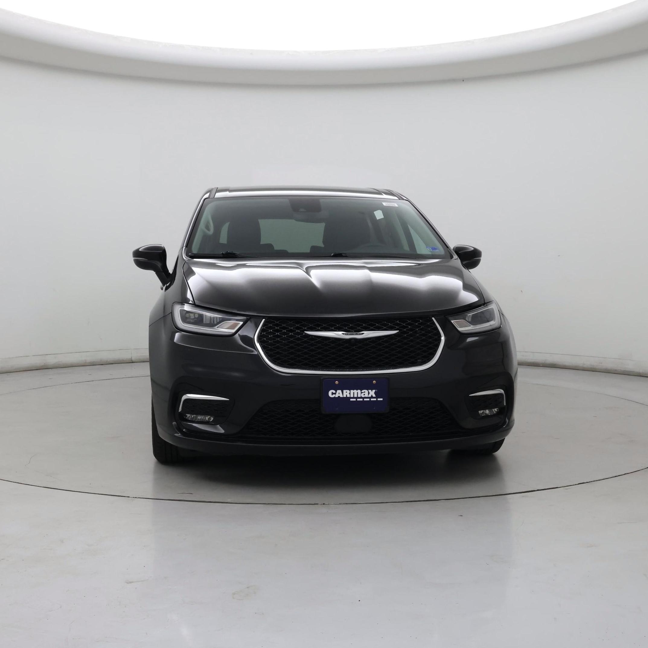 Thumbnail: 2023 Chrysler Pacifica - 5