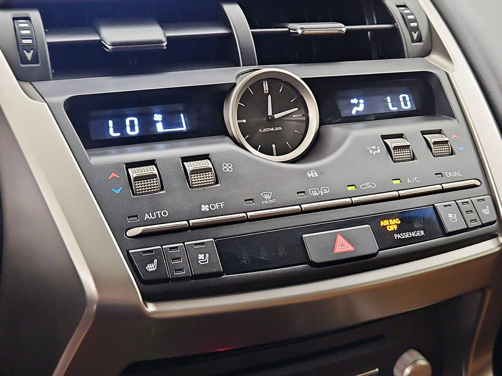 2019 Lexus NX 300 - Photo 18