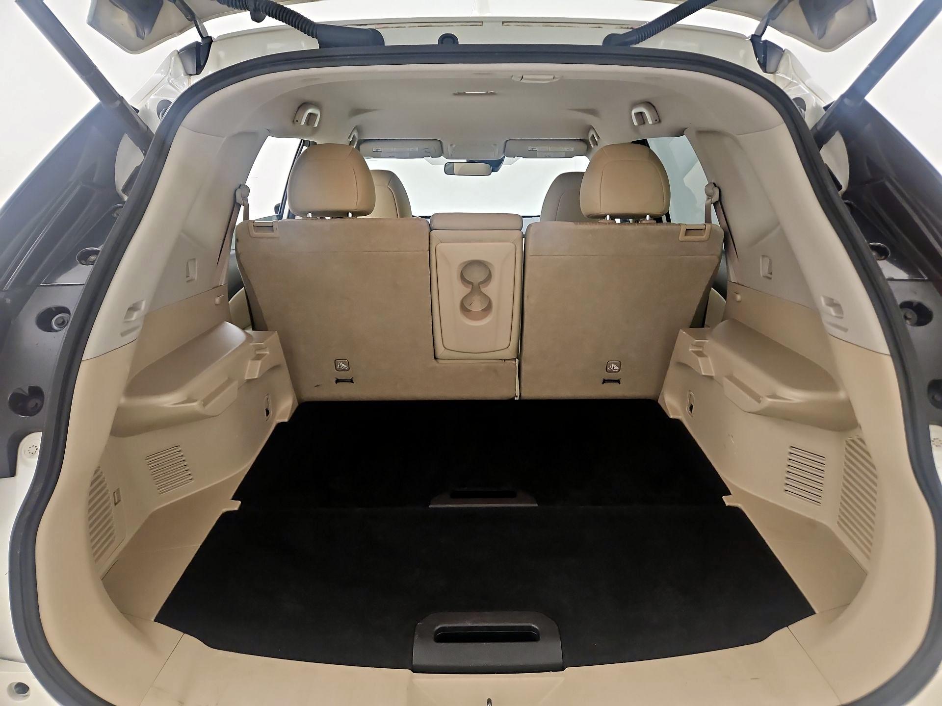 Thumbnail: 2019 Nissan Rogue - 20