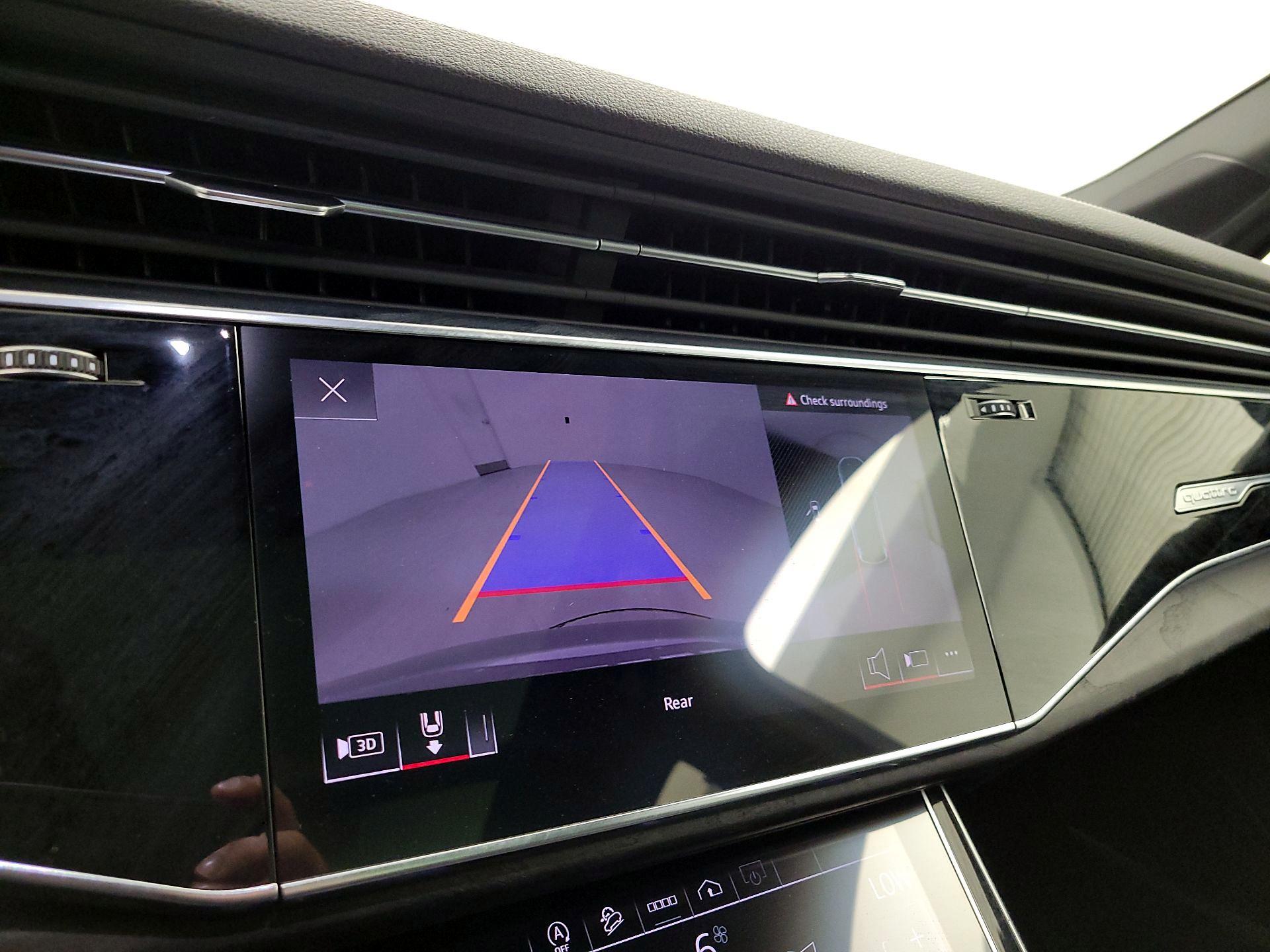 Thumbnail: 2023 Audi Q7 - 15