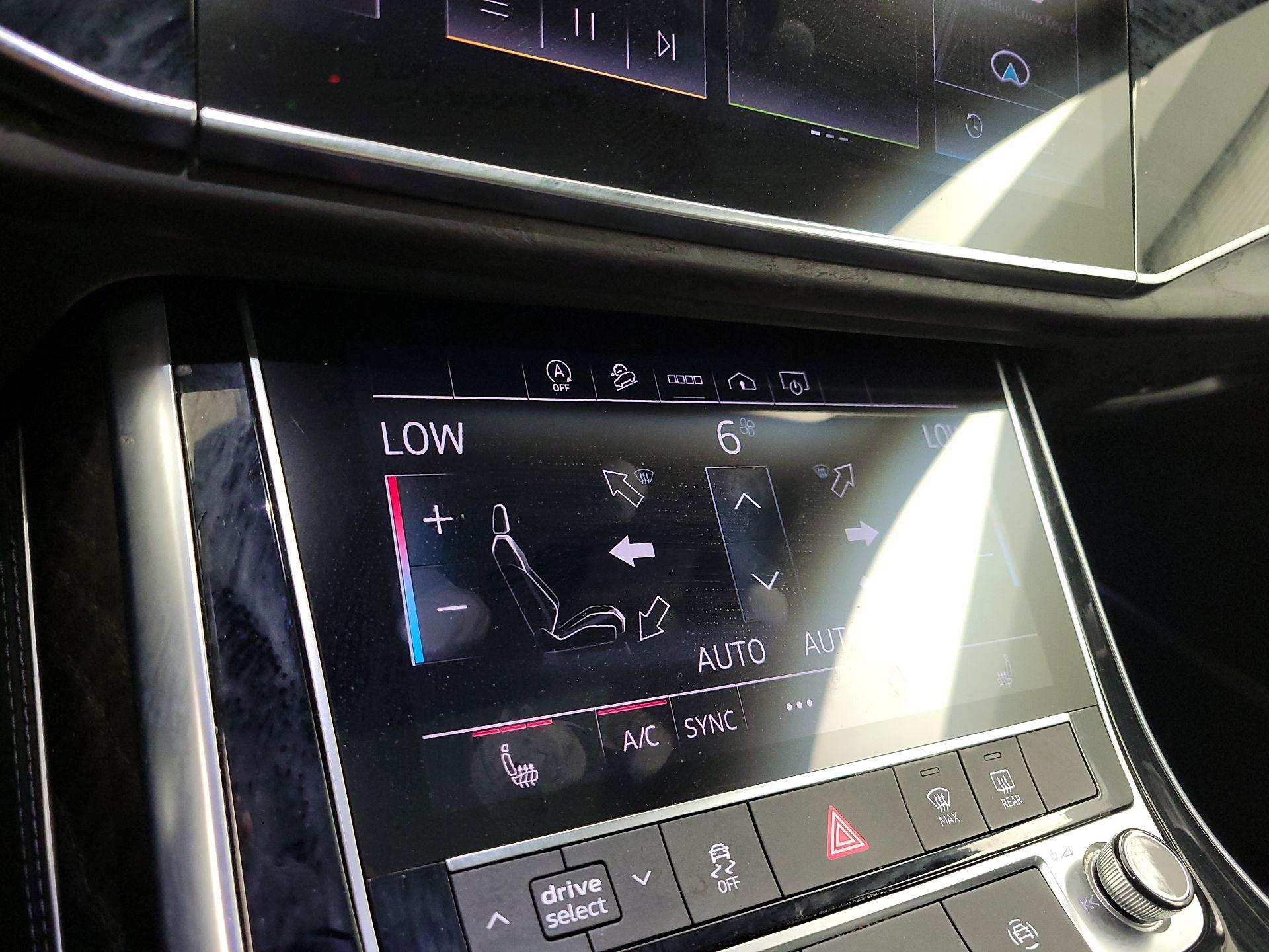 Thumbnail: 2023 Audi Q7 - 17