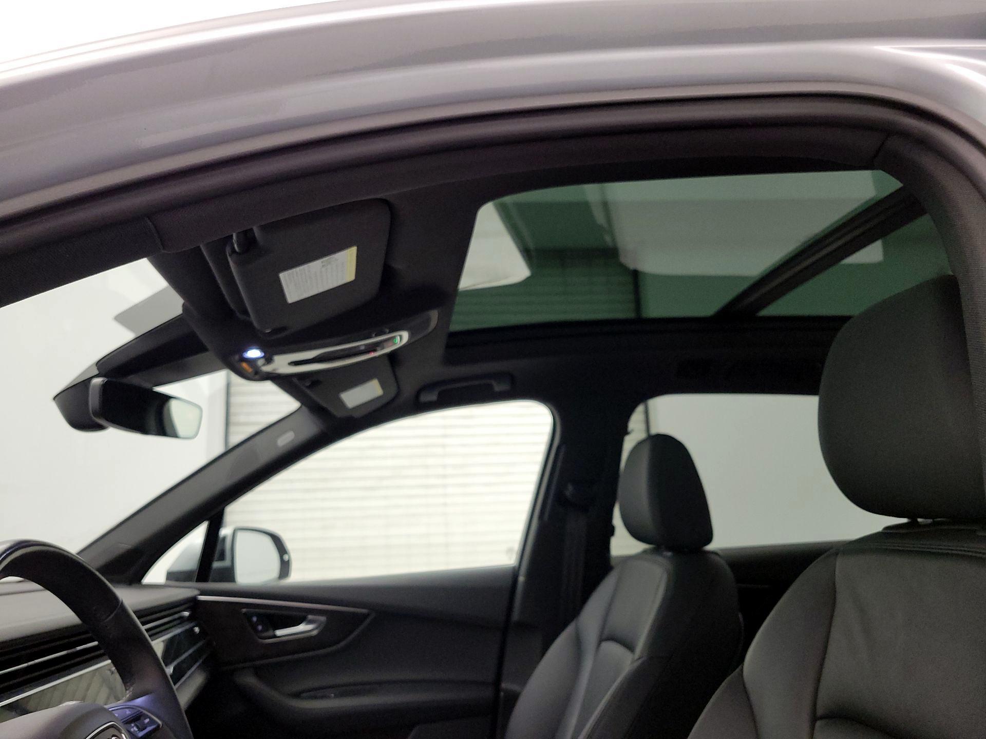 Thumbnail: 2023 Audi Q7 - 19
