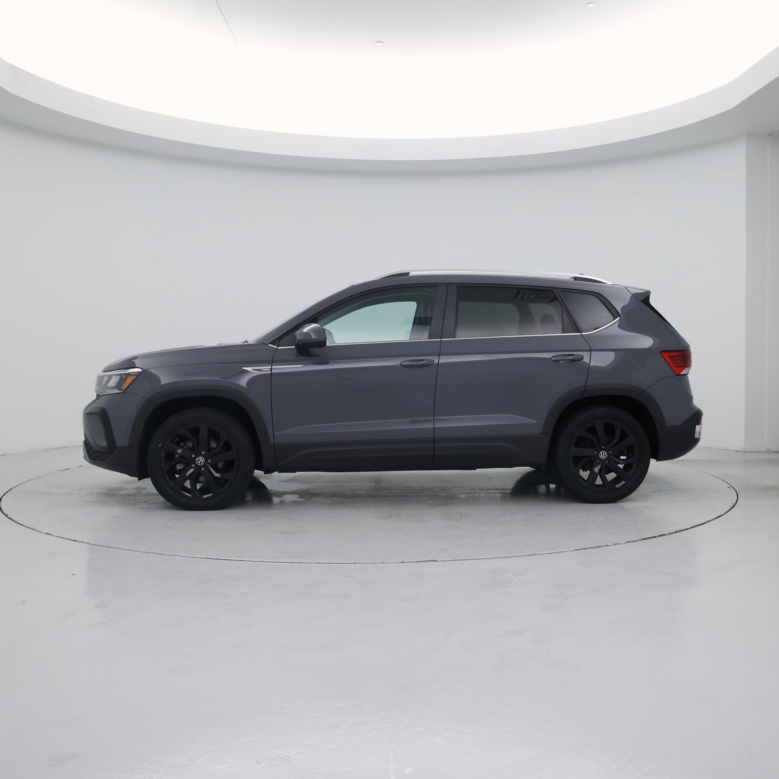 Thumbnail: 2023 Volkswagen Taos - 3