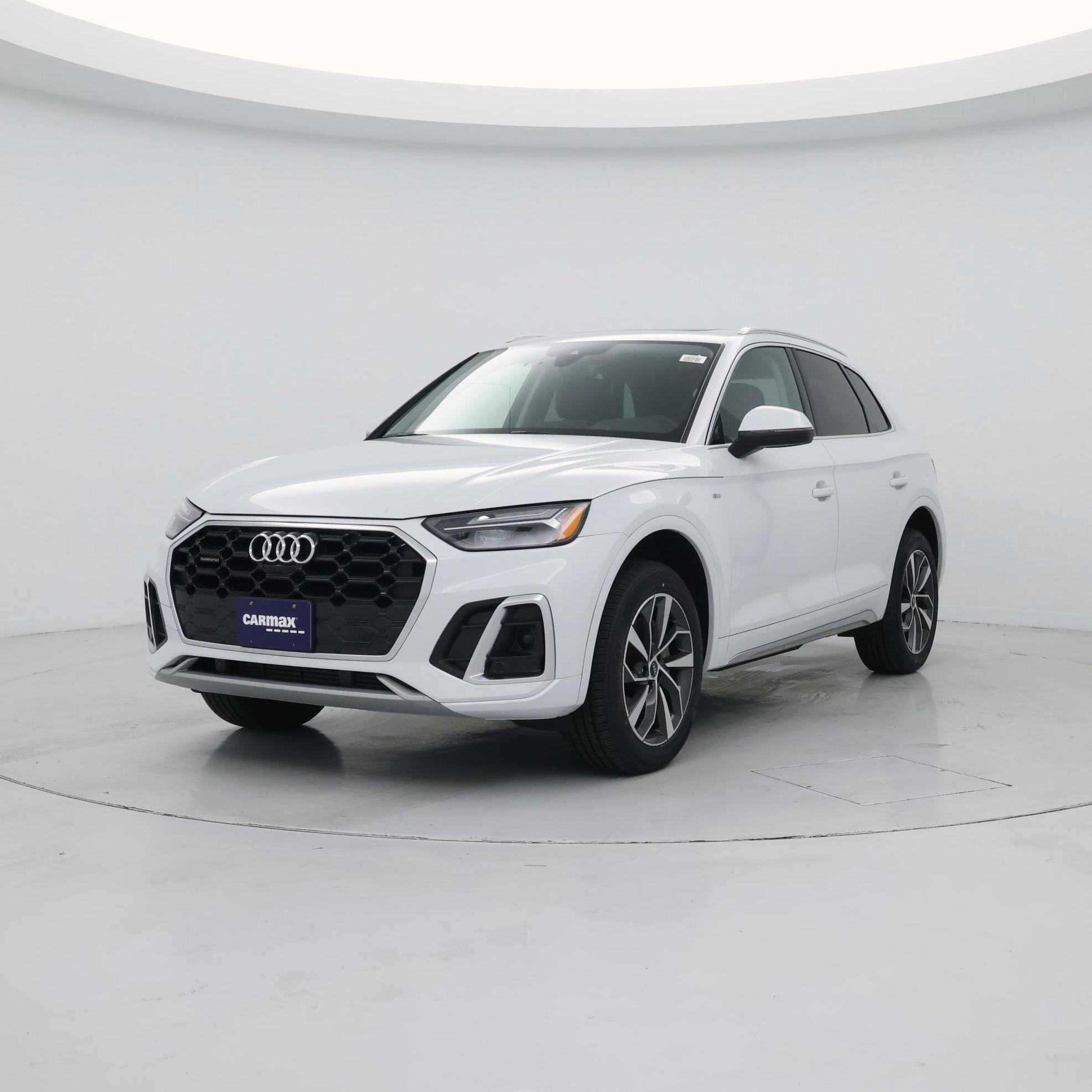 Thumbnail: 2023 Audi Q5 - 4