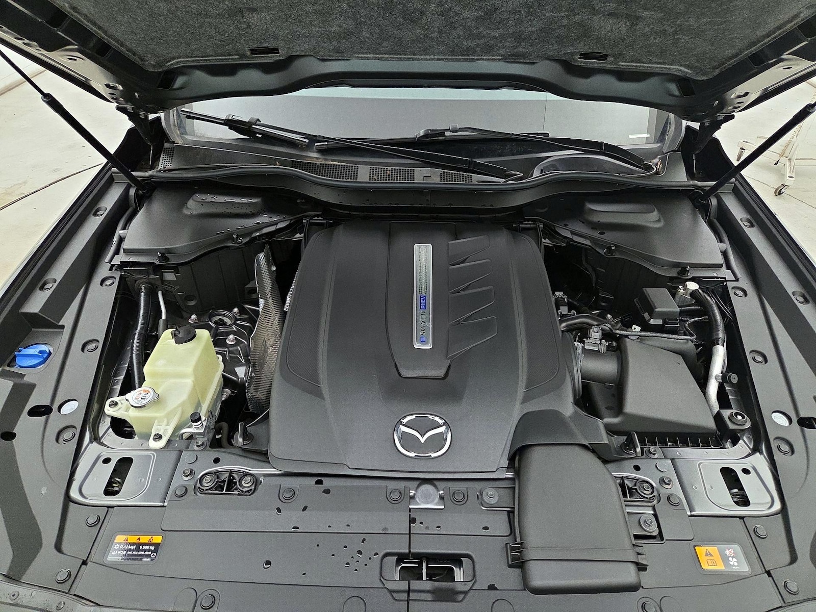 2024 Mazda CX-90 Preferred Package - Photo 24
