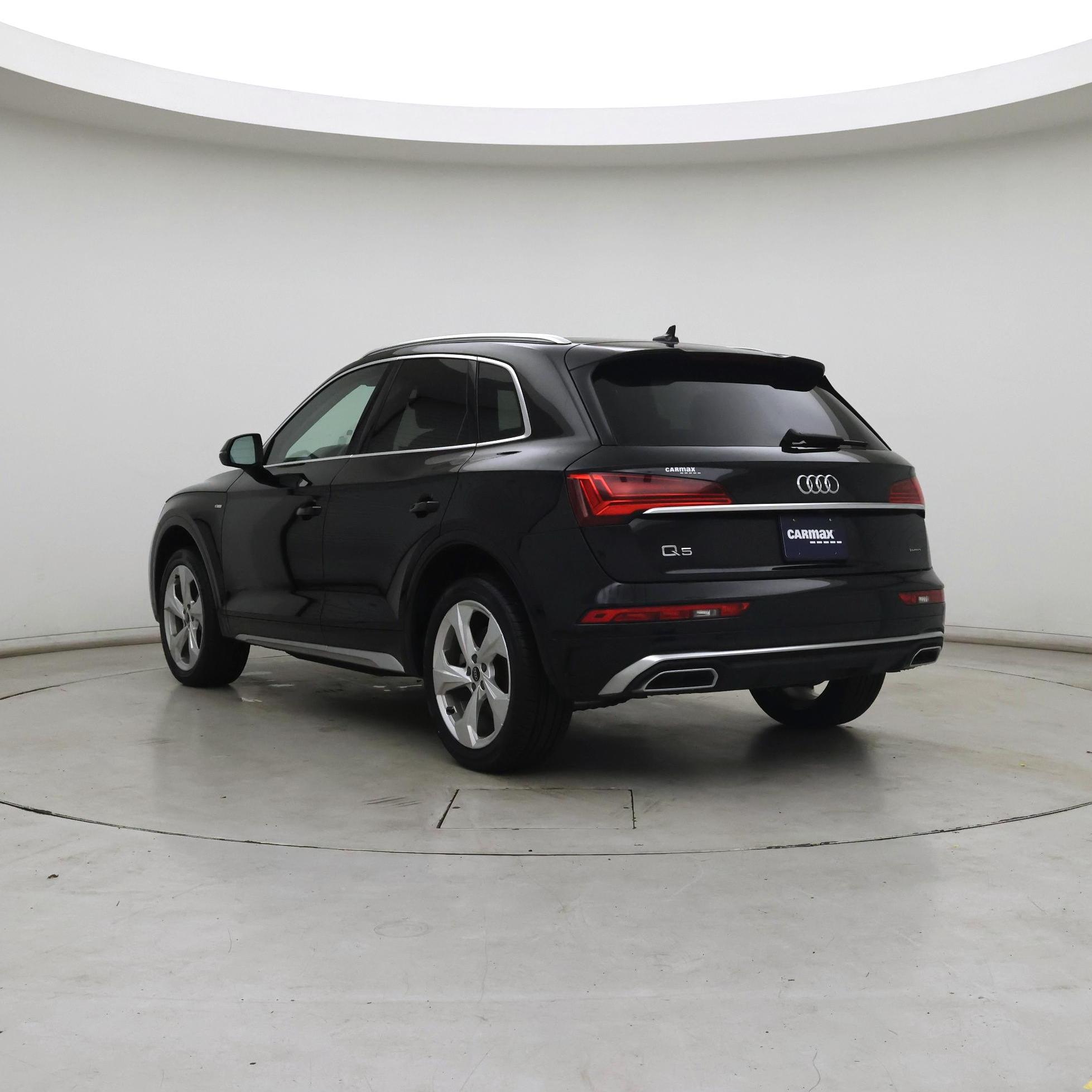 Thumbnail: 2023 Audi Q5 - 2