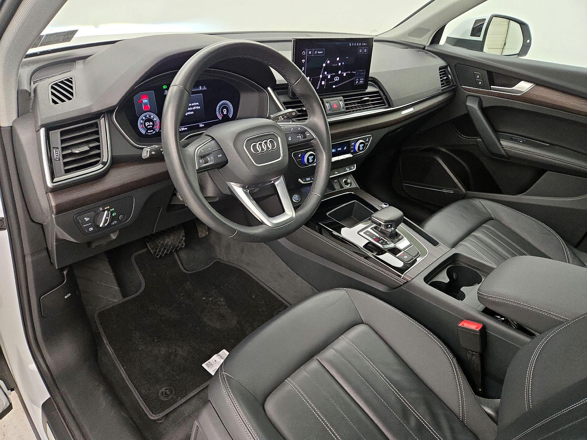 Thumbnail: 2023 Audi Q5 - 11