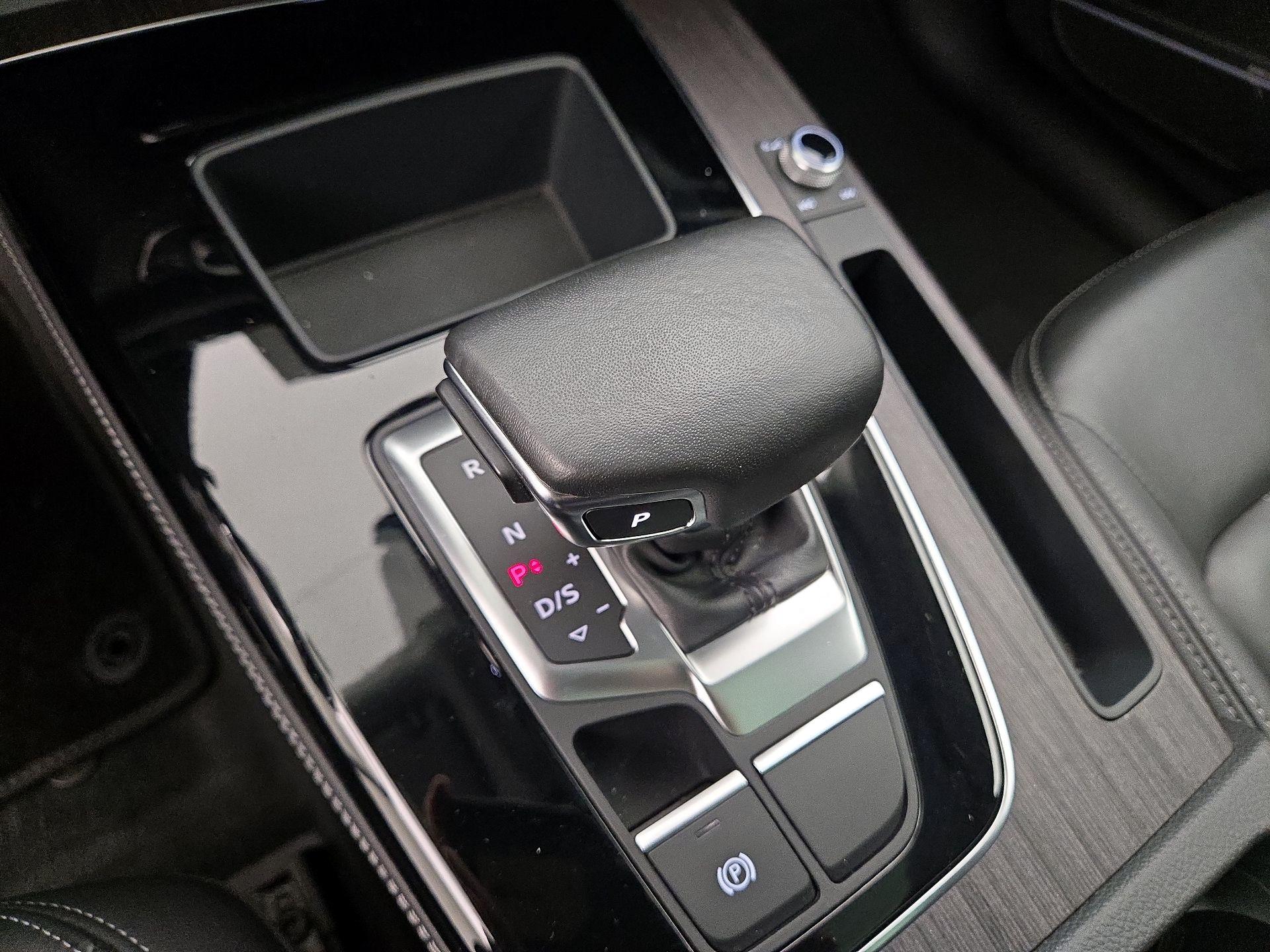 Thumbnail: 2023 Audi Q5 - 18