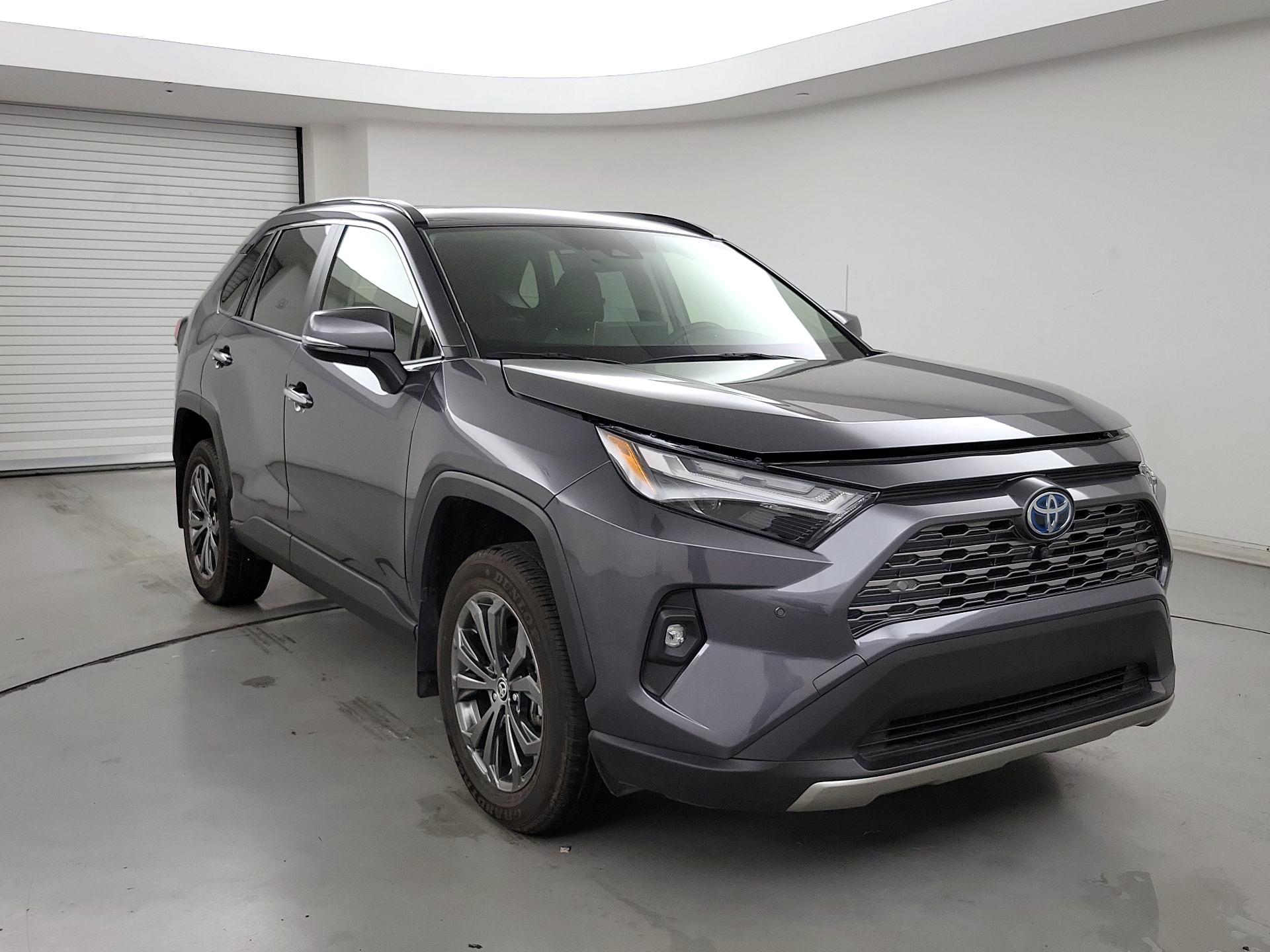 Thumbnail: 2022 Toyota RAV4 - 1