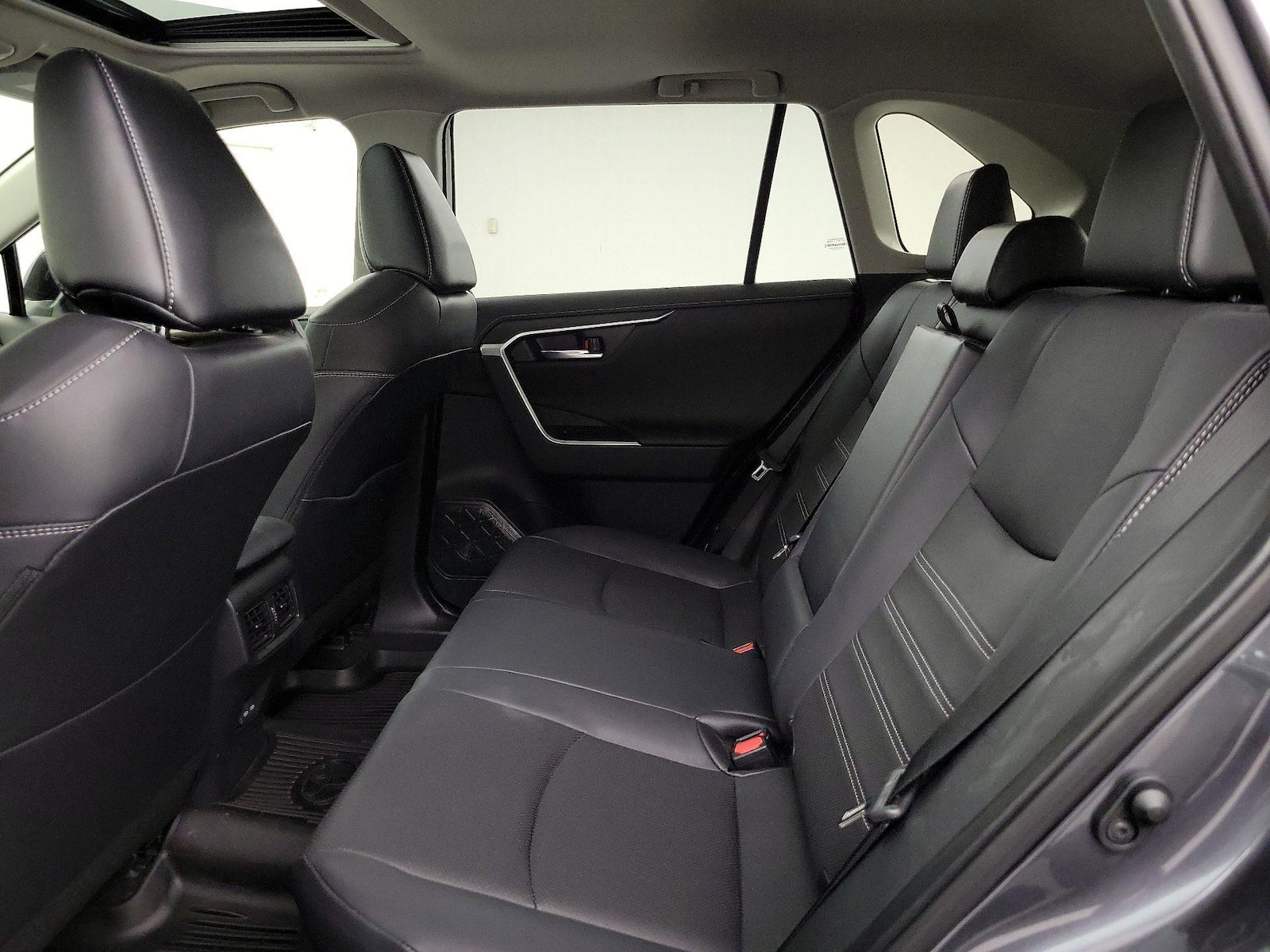 2022 Toyota RAV4 Limited - Photo 19