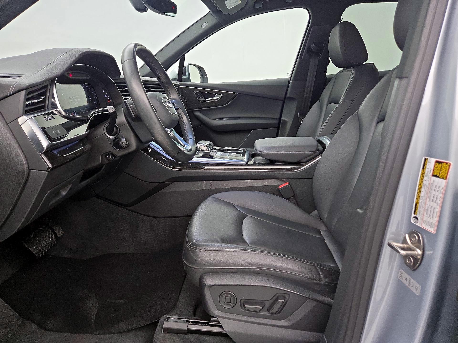 Thumbnail: 2023 Audi Q7 - 11