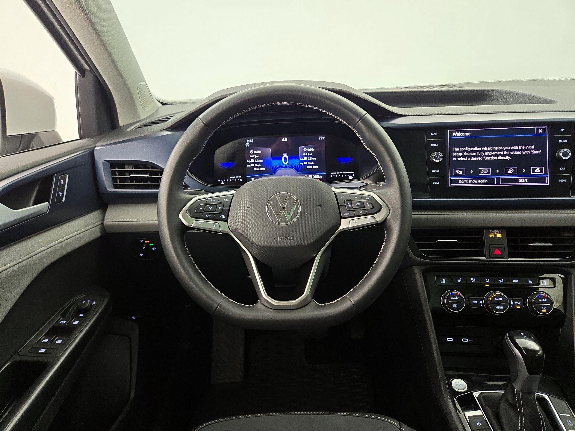 Thumbnail: 2024 Volkswagen Taos - 10