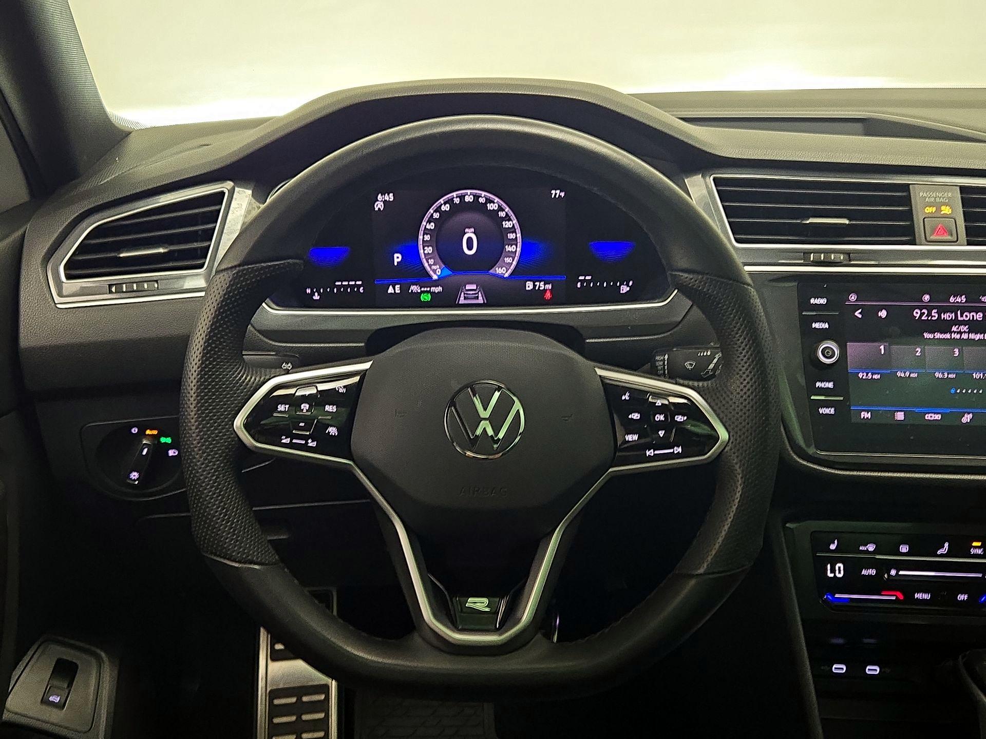 Thumbnail: 2024 Volkswagen Tiguan - 10