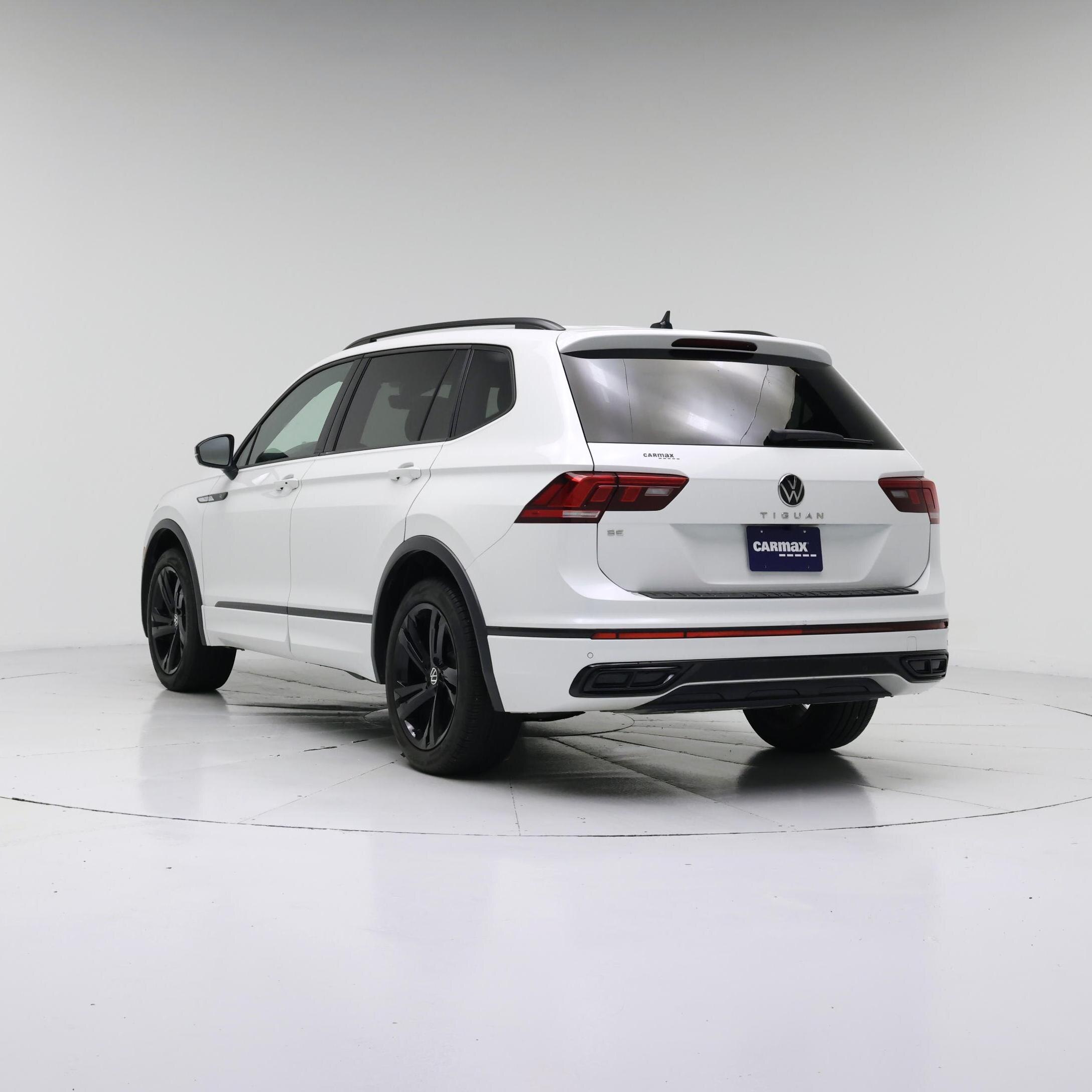 Thumbnail: 2024 Volkswagen Tiguan - 2