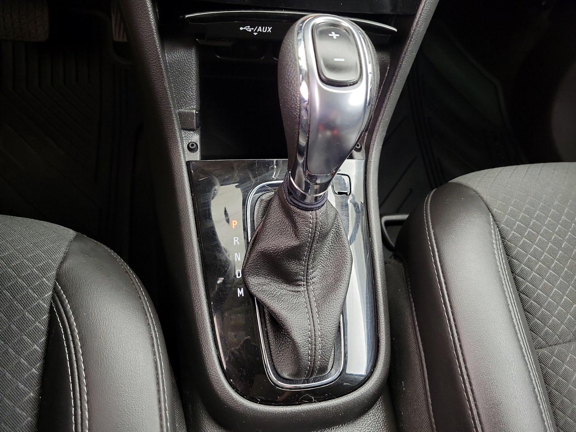 Thumbnail: 2022 Buick Encore - 17