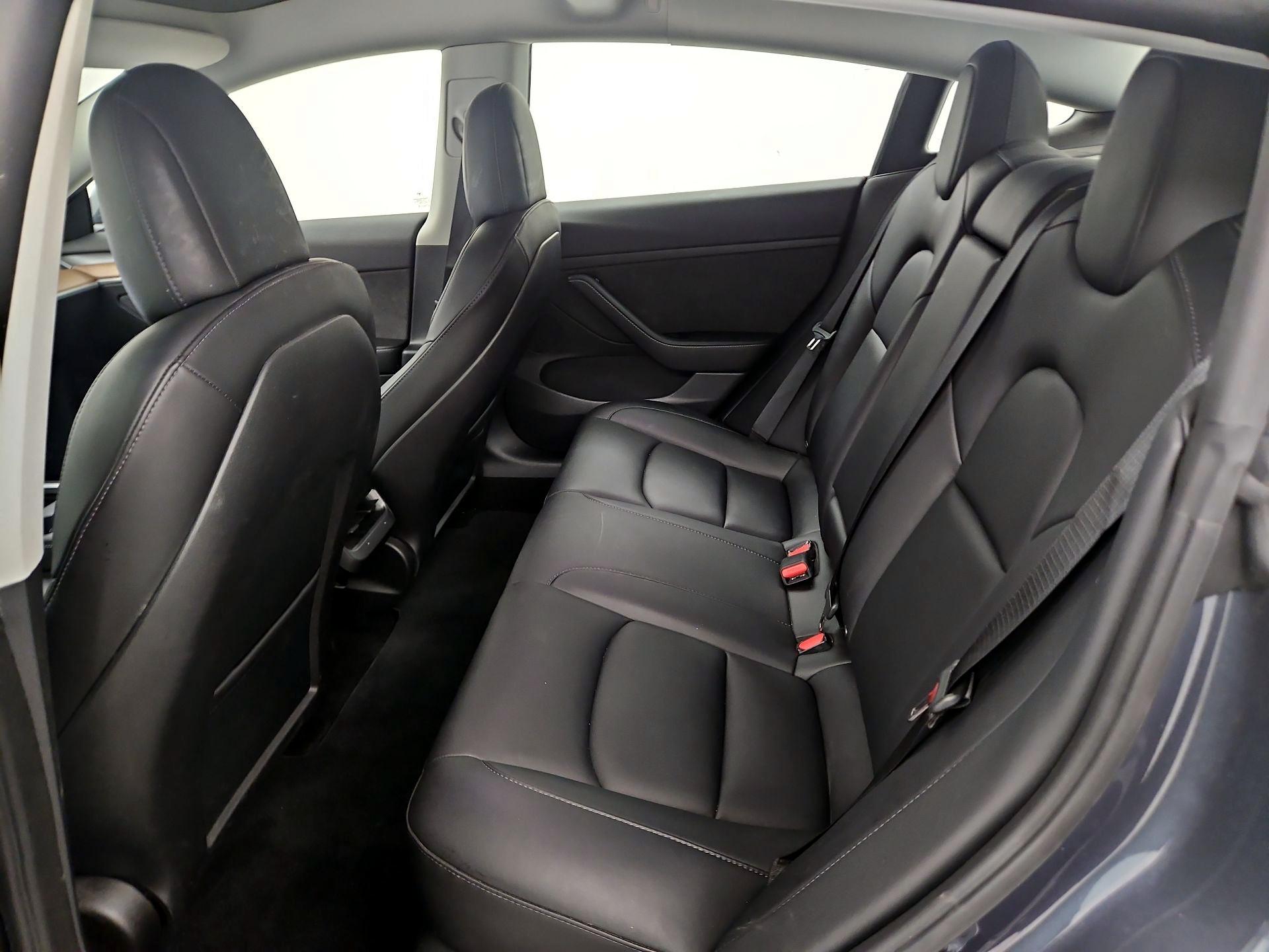 Thumbnail: 2022 Tesla Model 3 - 19