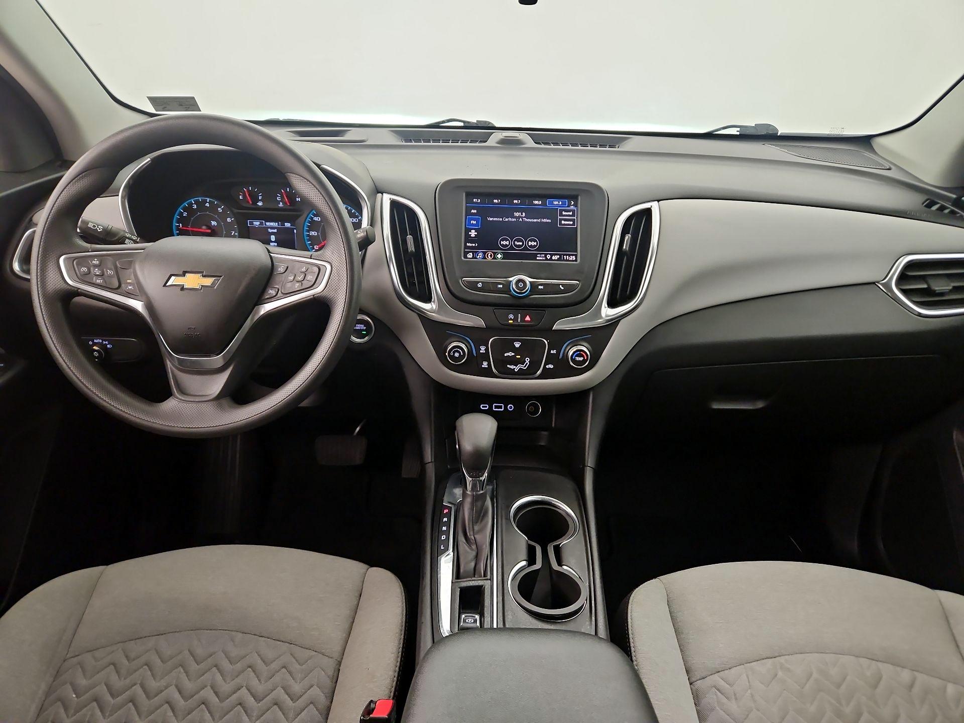 Thumbnail: 2022 Chevrolet Equinox - 9