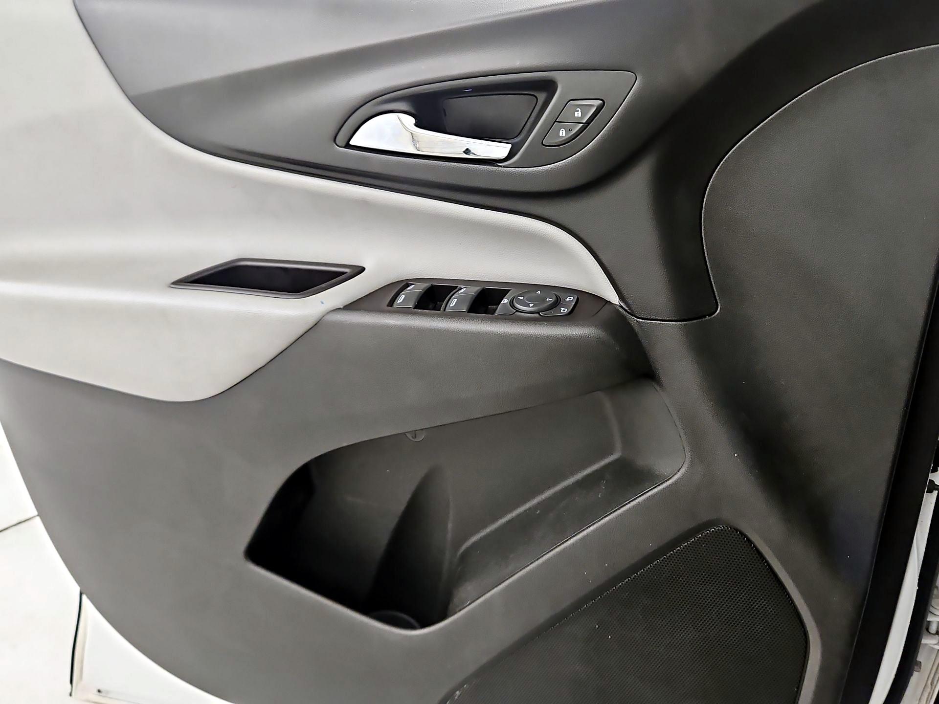 Thumbnail: 2022 Chevrolet Equinox - 12