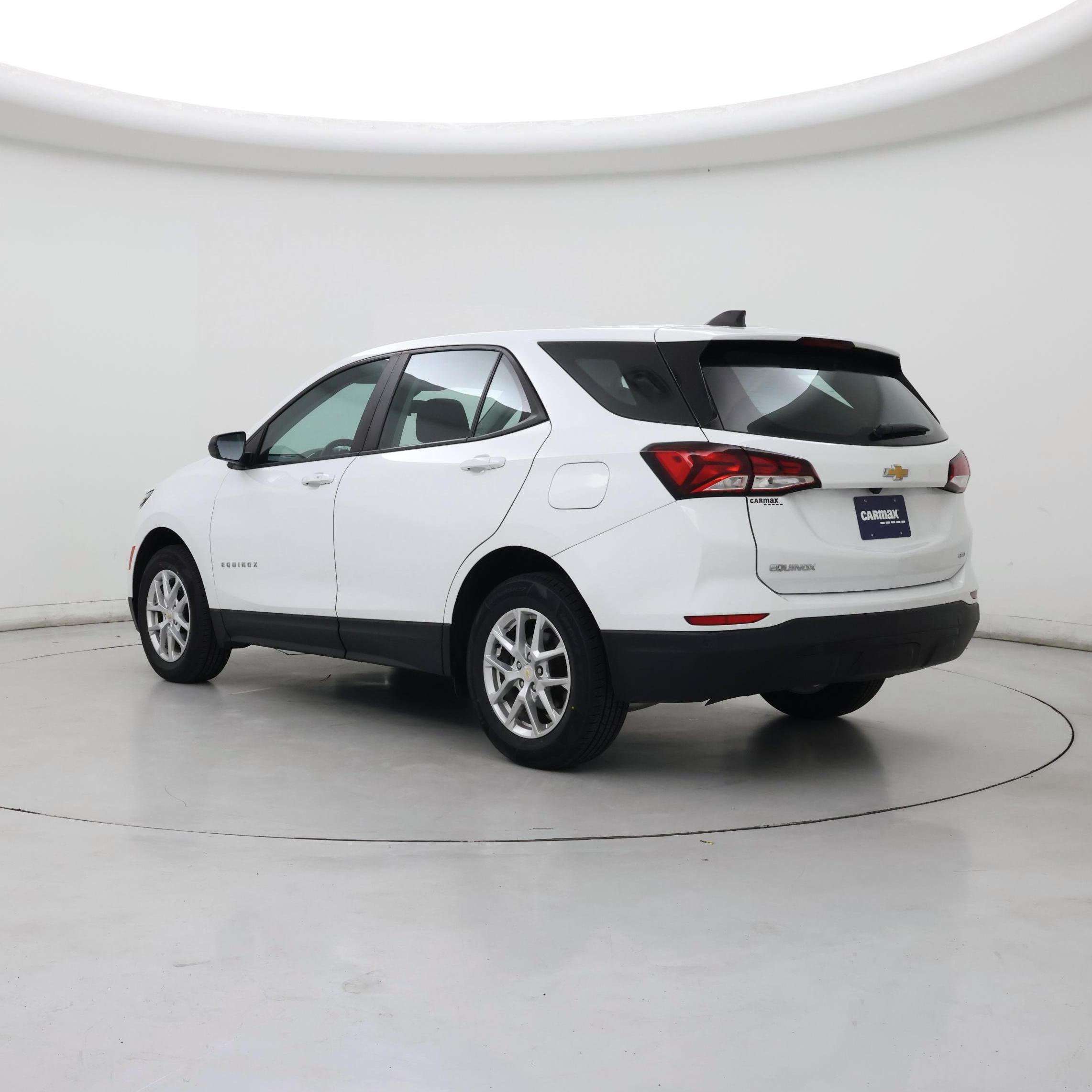 Thumbnail: 2022 Chevrolet Equinox - 2