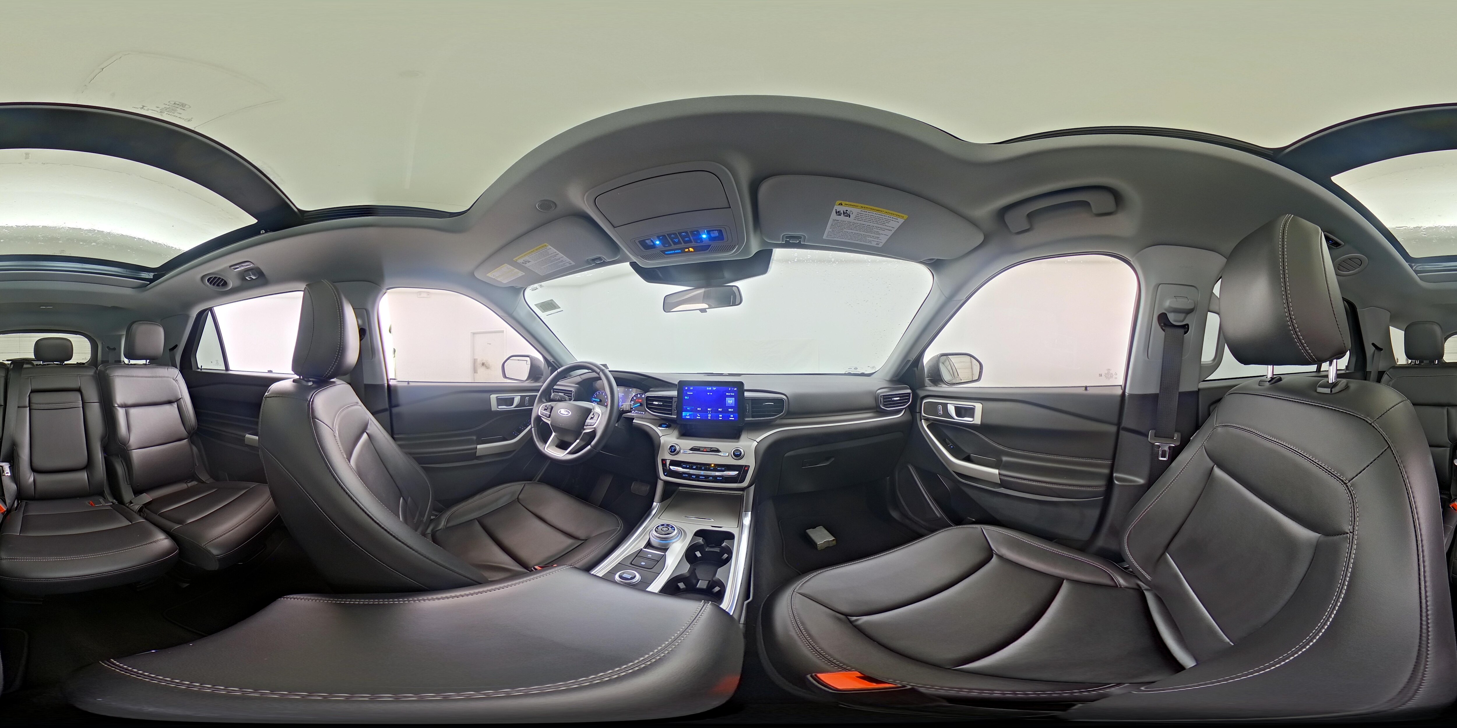 2022 Ford Explorer XLT - Photo 26