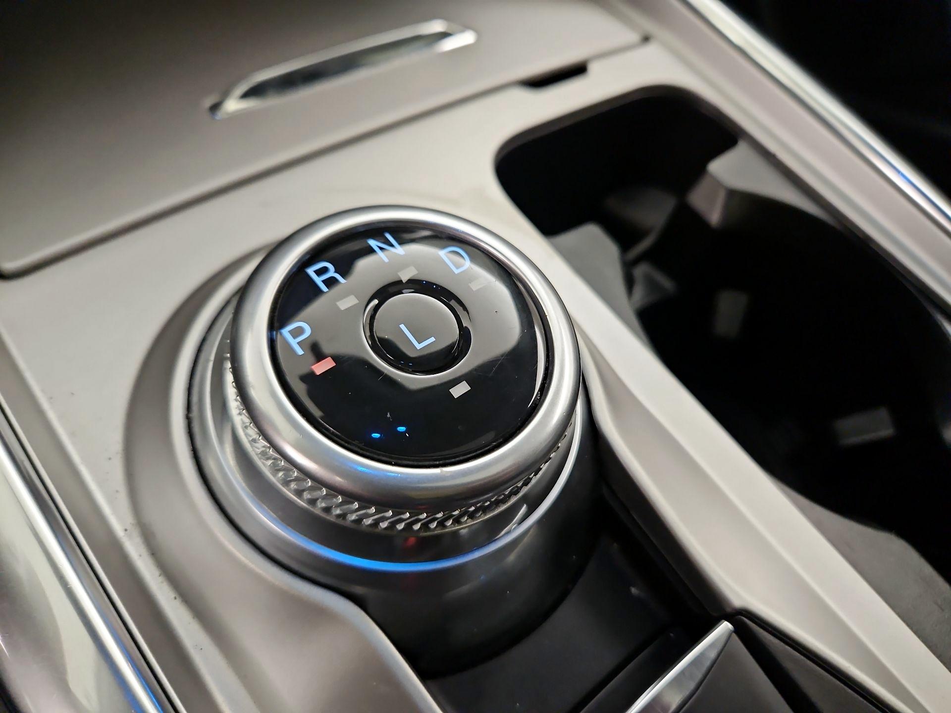 Thumbnail: 2022 Ford Explorer - 18