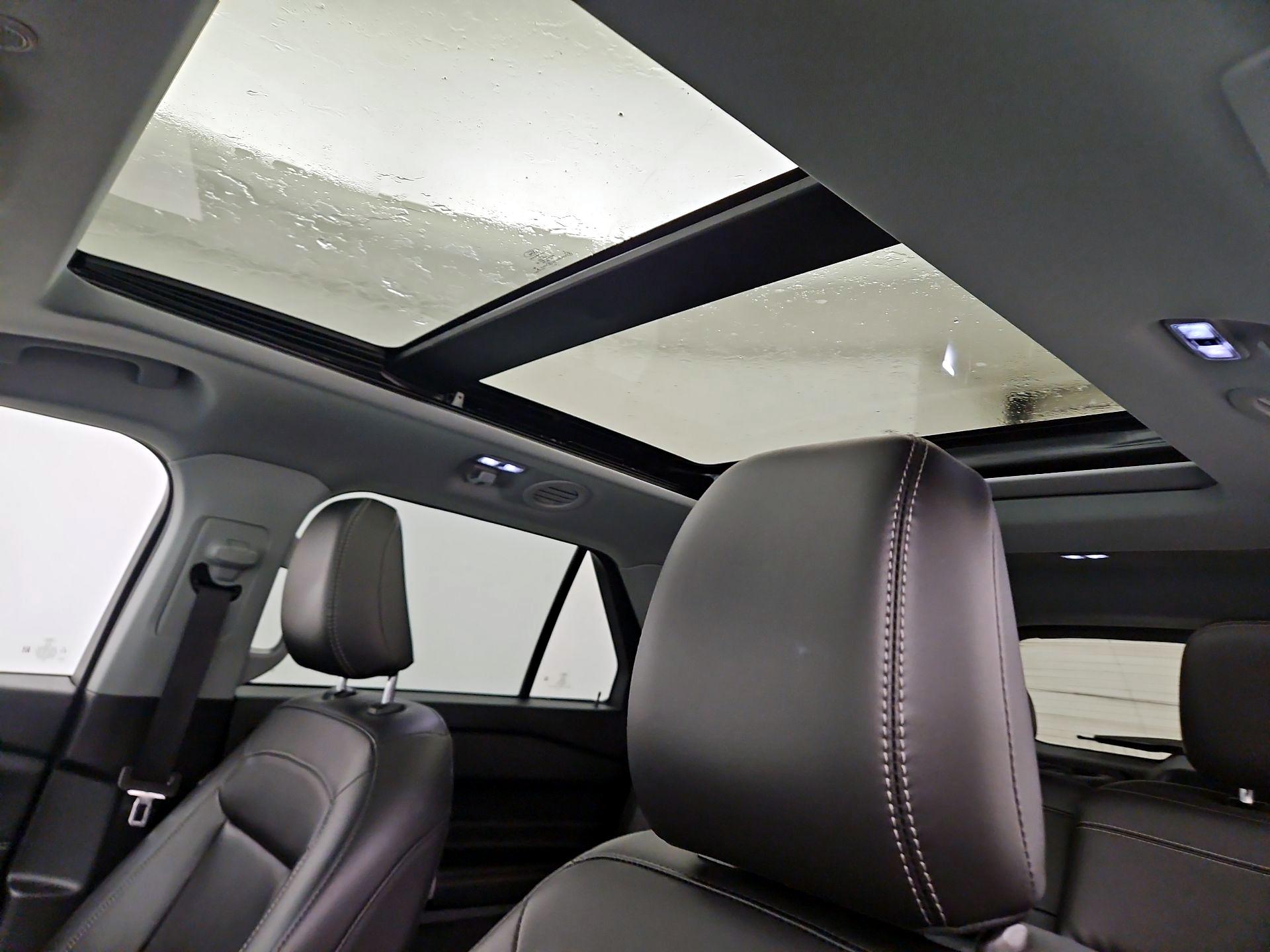 Thumbnail: 2022 Ford Explorer - 20