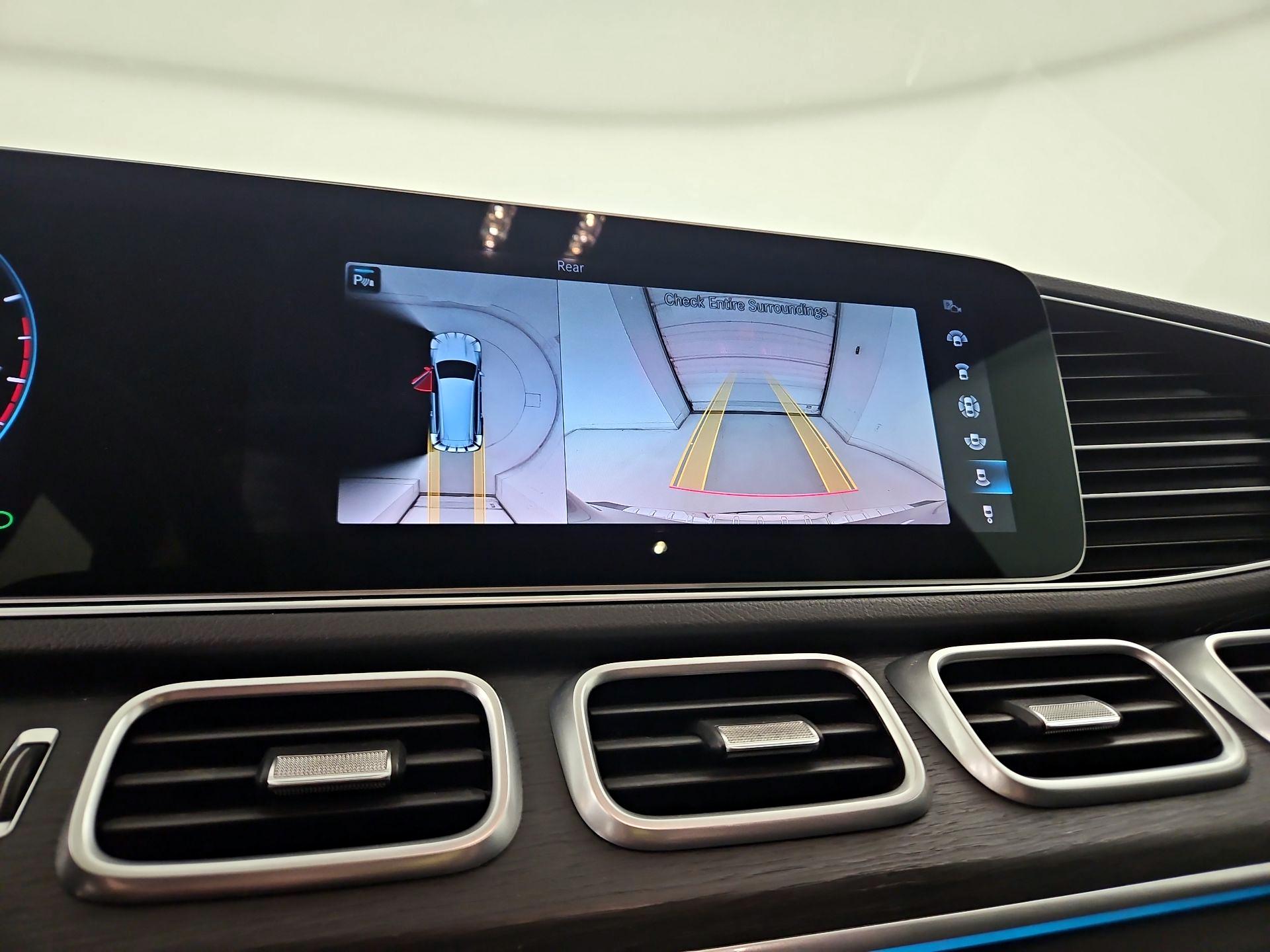 Thumbnail: 2023 Mercedes-Benz GLS - 15