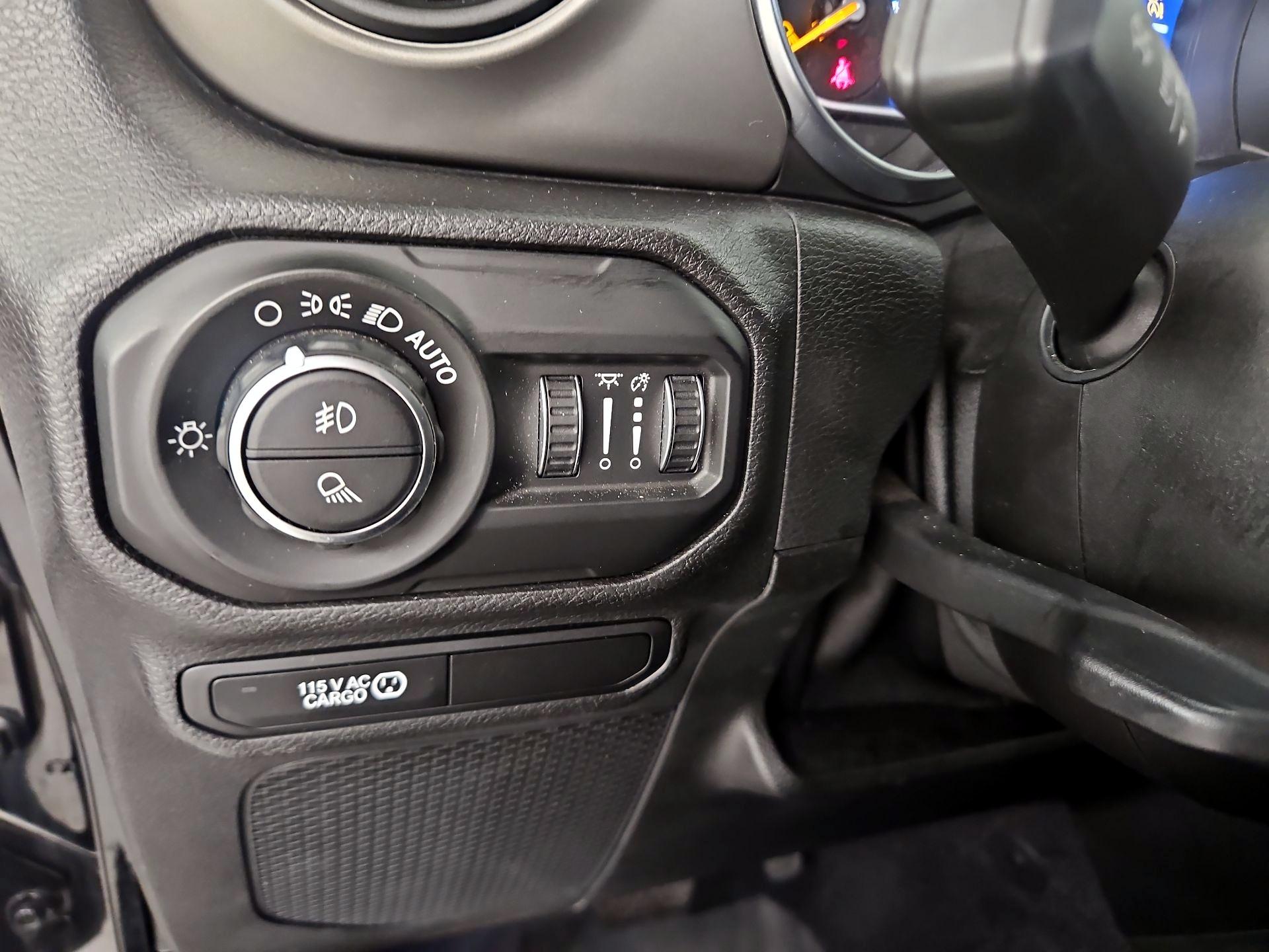 Thumbnail: 2021 Jeep Gladiator - 13