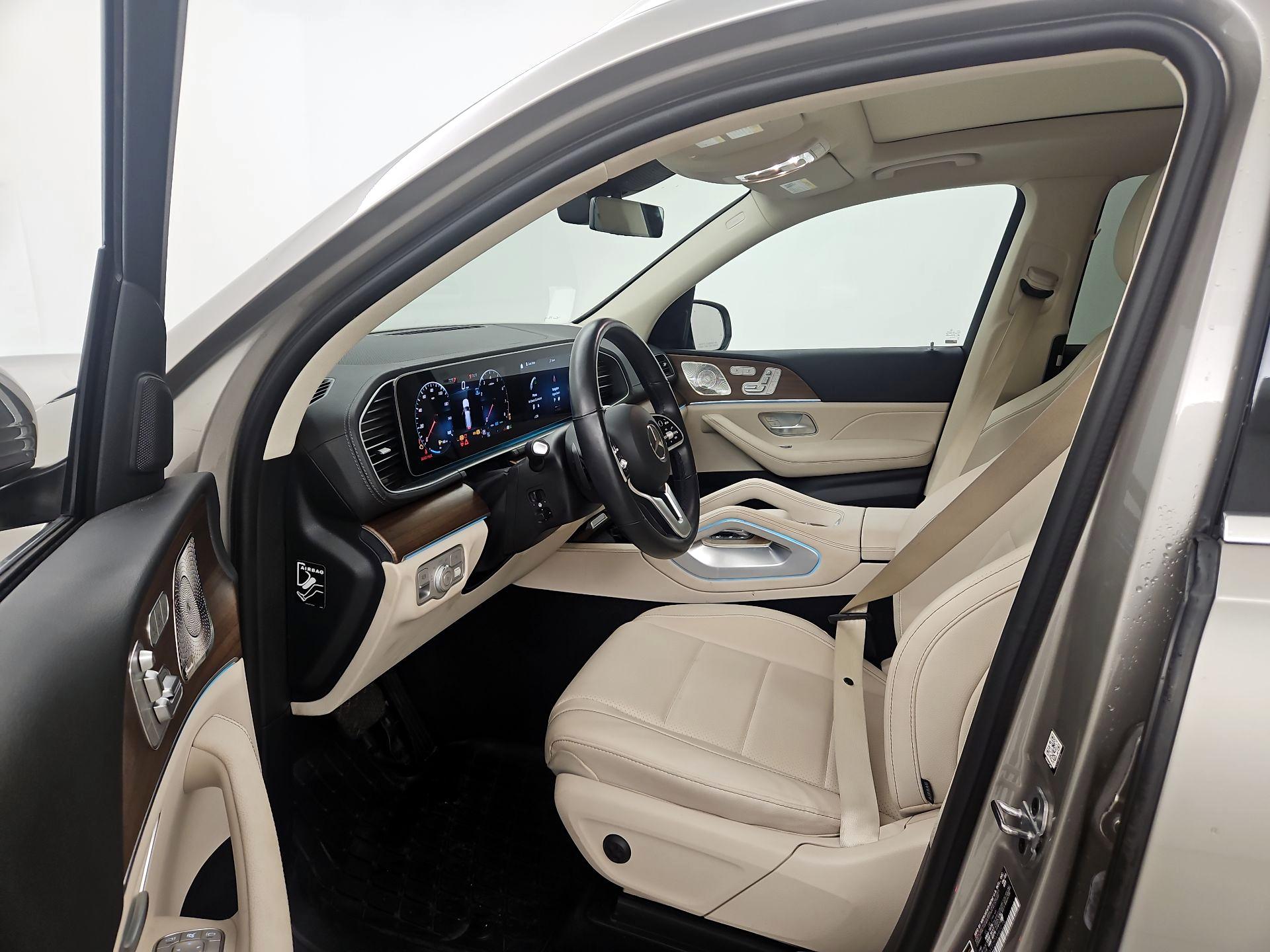 Thumbnail: 2023 Mercedes-Benz GLS - 11