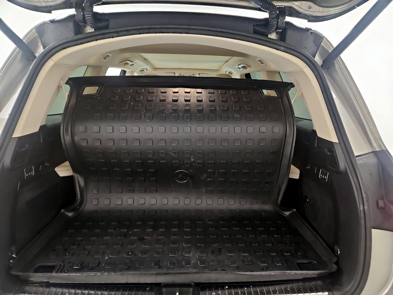 2023 Mercedes-Benz GLS GLS450 - Photo 24