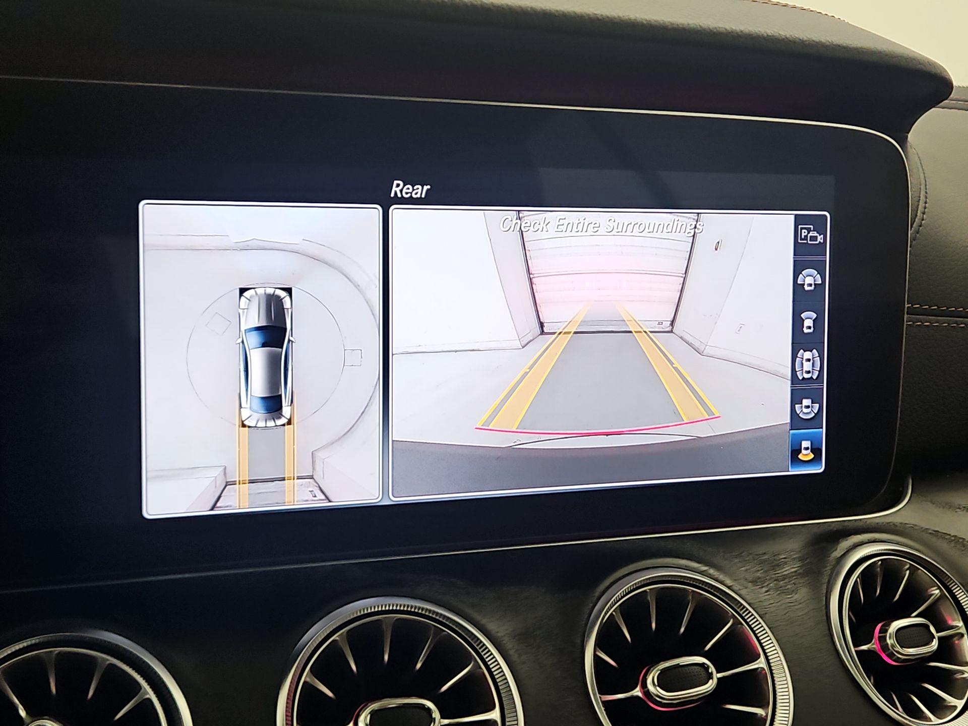 Thumbnail: 2020 Mercedes-Benz E-Class - 15