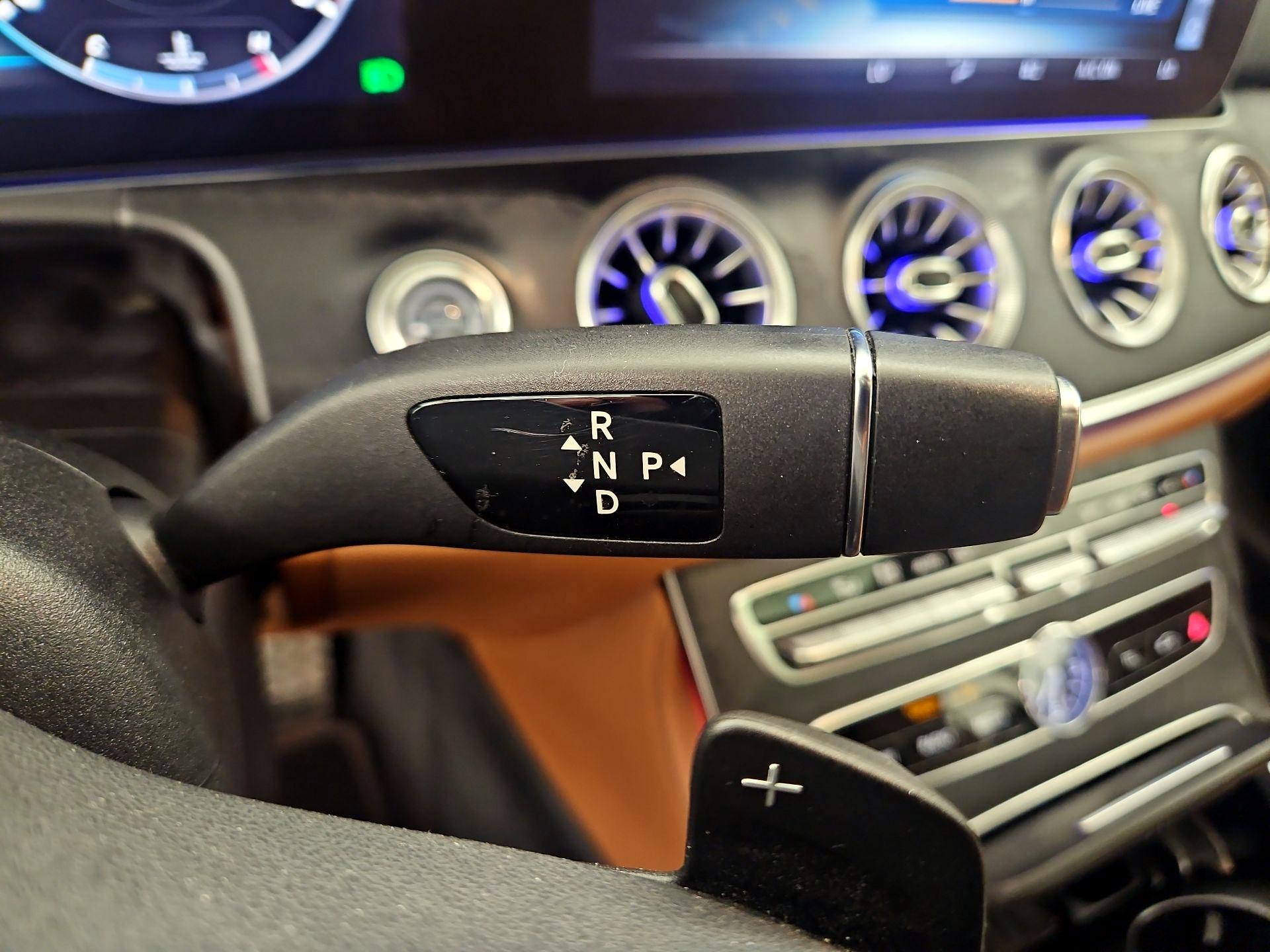 Thumbnail: 2020 Mercedes-Benz E-Class - 18
