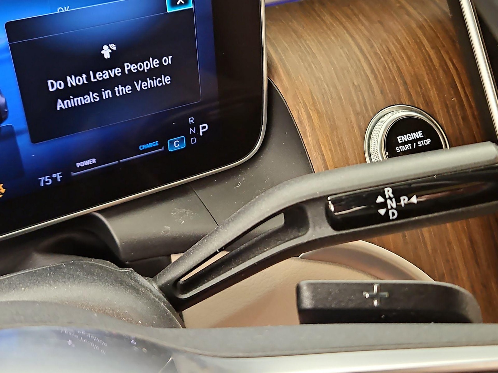 2024 Mercedes-Benz GLC GLC300 - Photo 18
