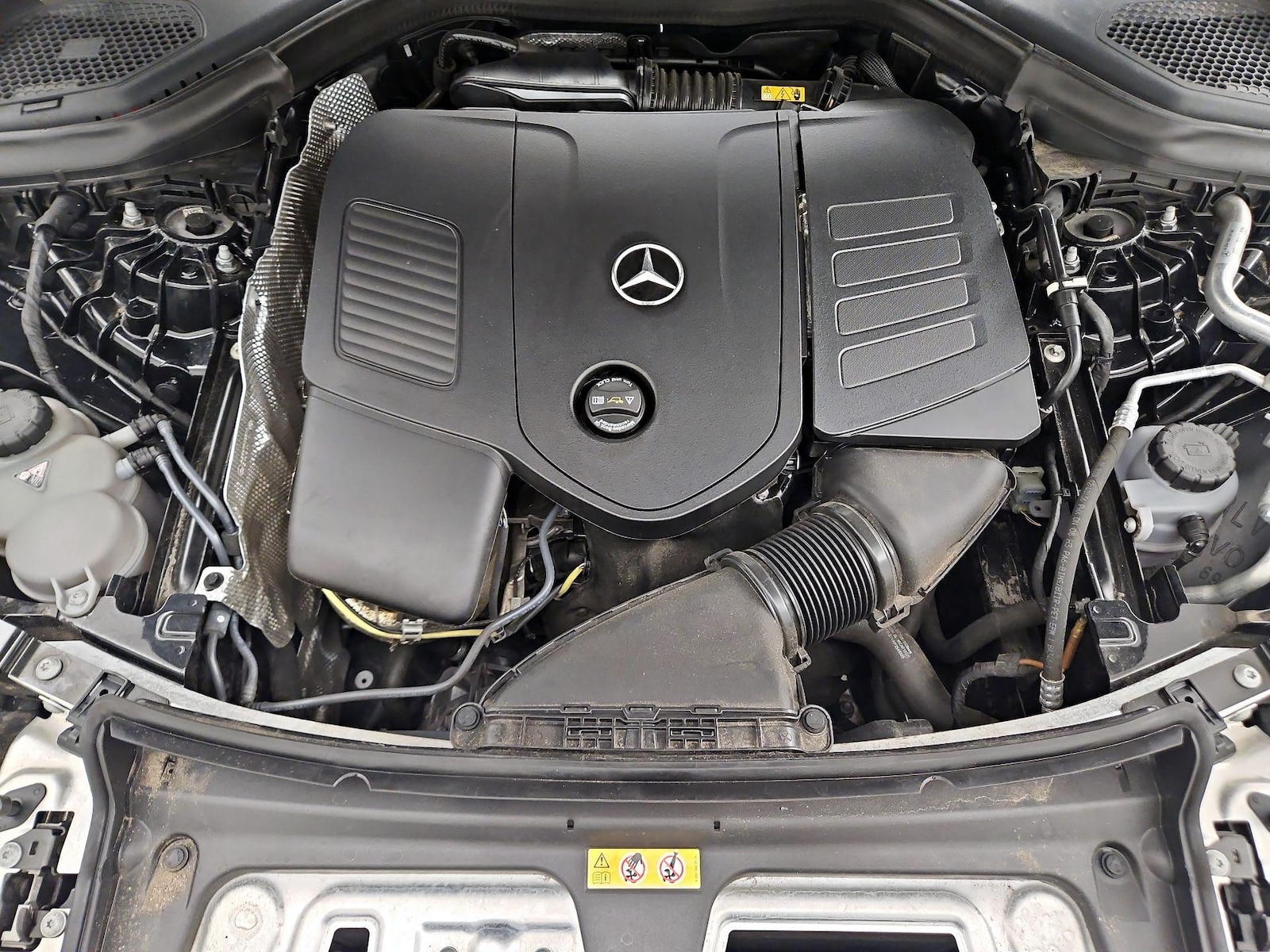 2024 Mercedes-Benz GLC GLC300 - Photo 23